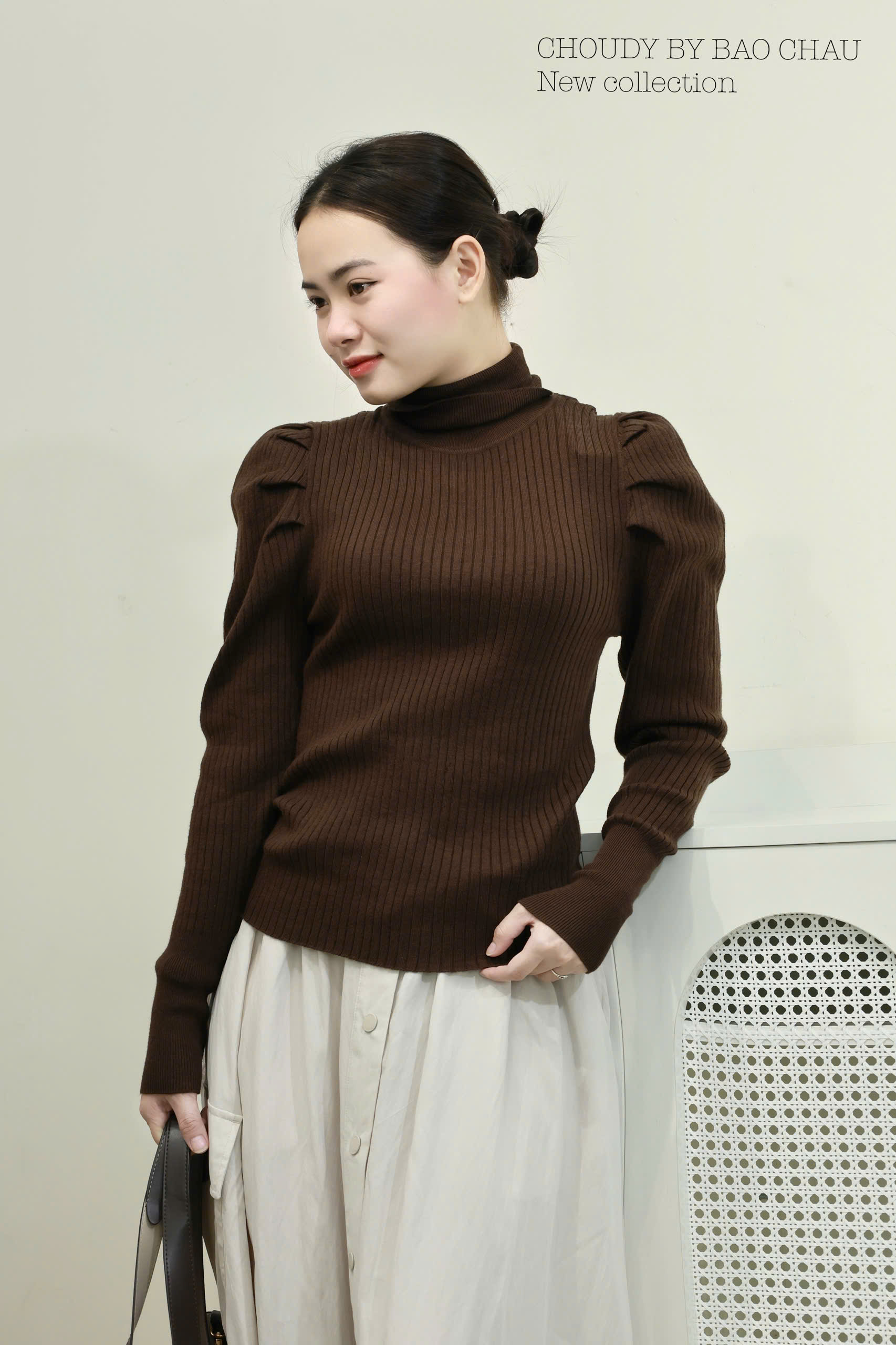 SALE A776 ÁO CỔ LỌ NÂU_thumbnail_5