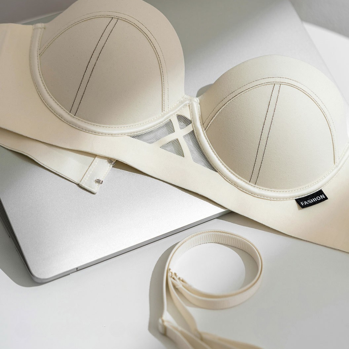 [Mã B56] Áo Lót Su Lựa Nữ Cup Ngang Nâng Vòng 1 Không Gọng Áo Bra Chất Su Lụa 1.5cm Không Gọng Có Mút Đệm kép 2 Lớp Gom Quả Chống Xệ Hạn Chế Ngấn Mỡ Lưng -- Vikam_thumbnail_5