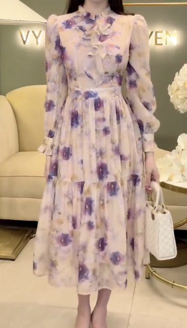 Đầm Xoè Hoa Tím Cổ Bèo_thumbnail_4