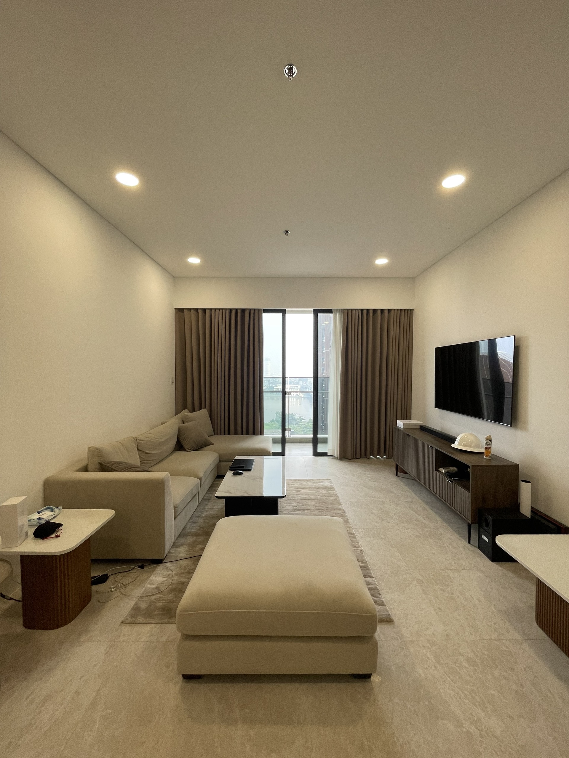 Cho thuê nhanh The River Thủ Thiêm 3PN full nội thất như hình, giá thuê chỉ 45tr, view sông