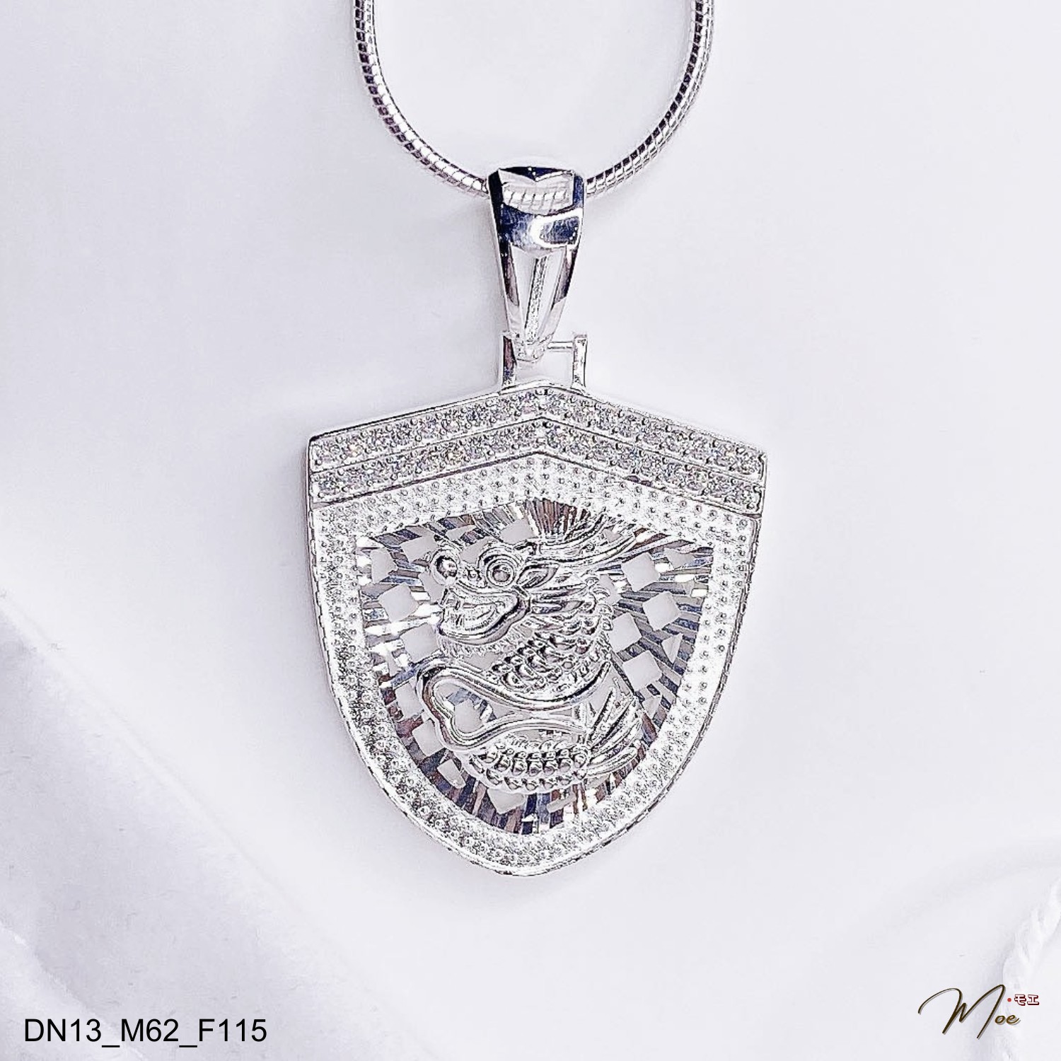 MN34 - Mặt dây chuyền nam dáng khiên đầu rồng bạch long