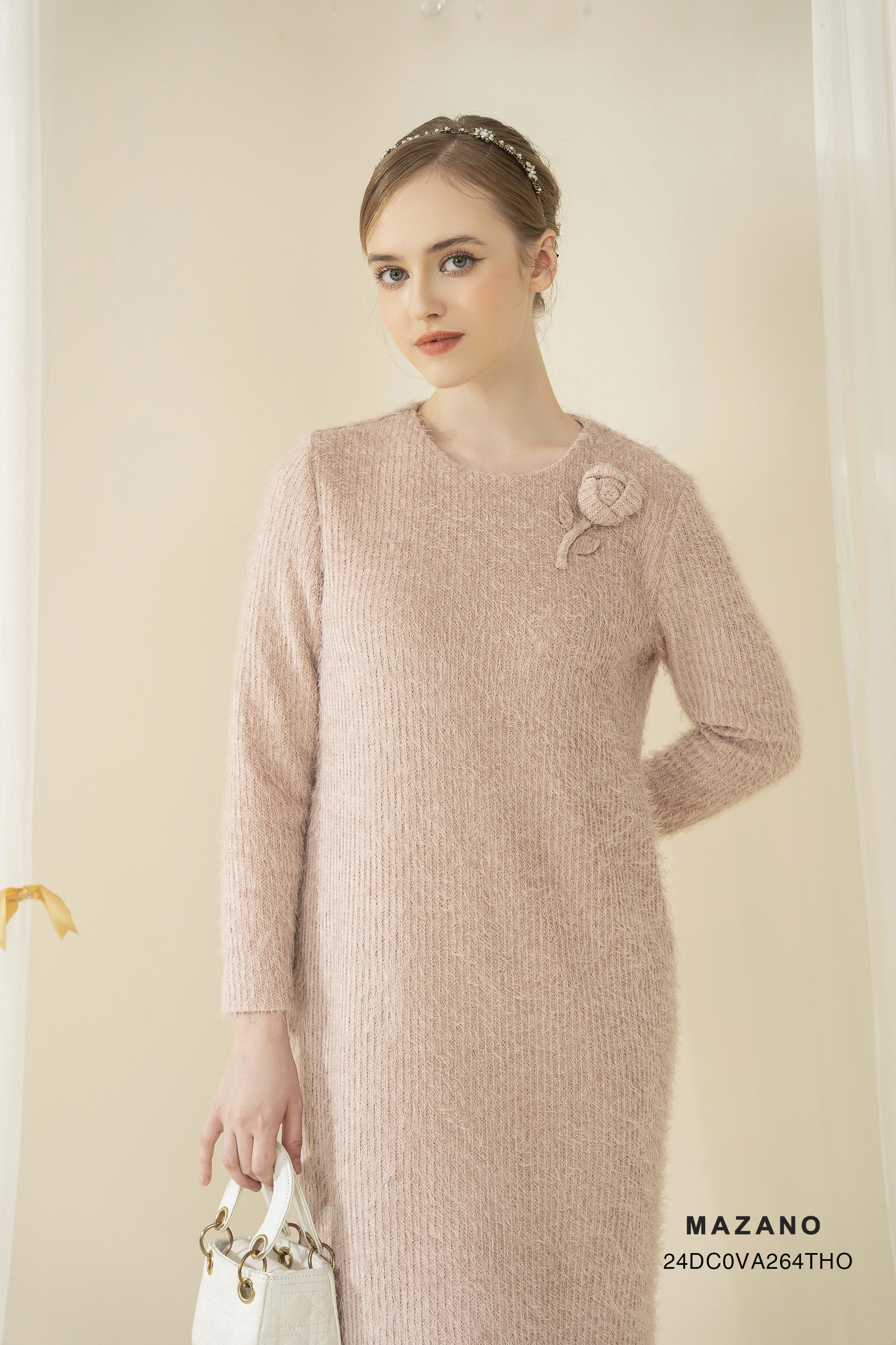 Váy Đầm suông Vải len Đắp hoa Cổ tròn Tay dài Dài tới bắp chân_thumbnail_3