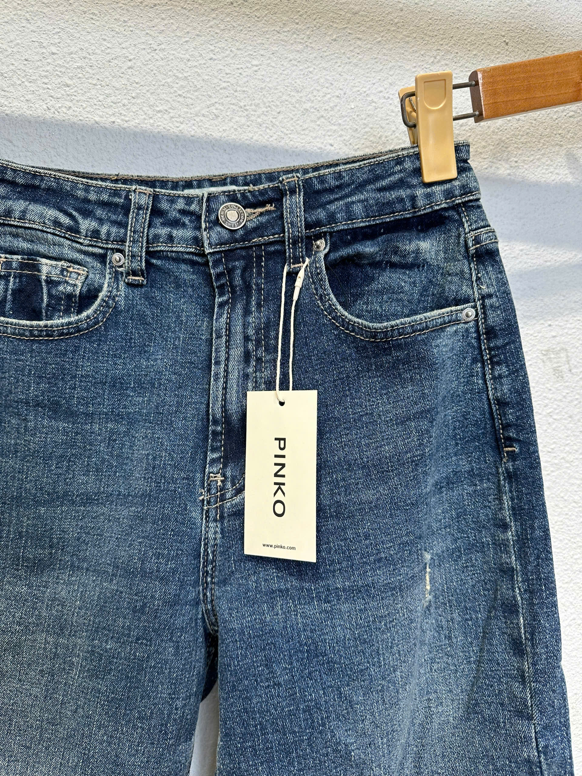 QUAN JEAN PINKO_thumbnail_2