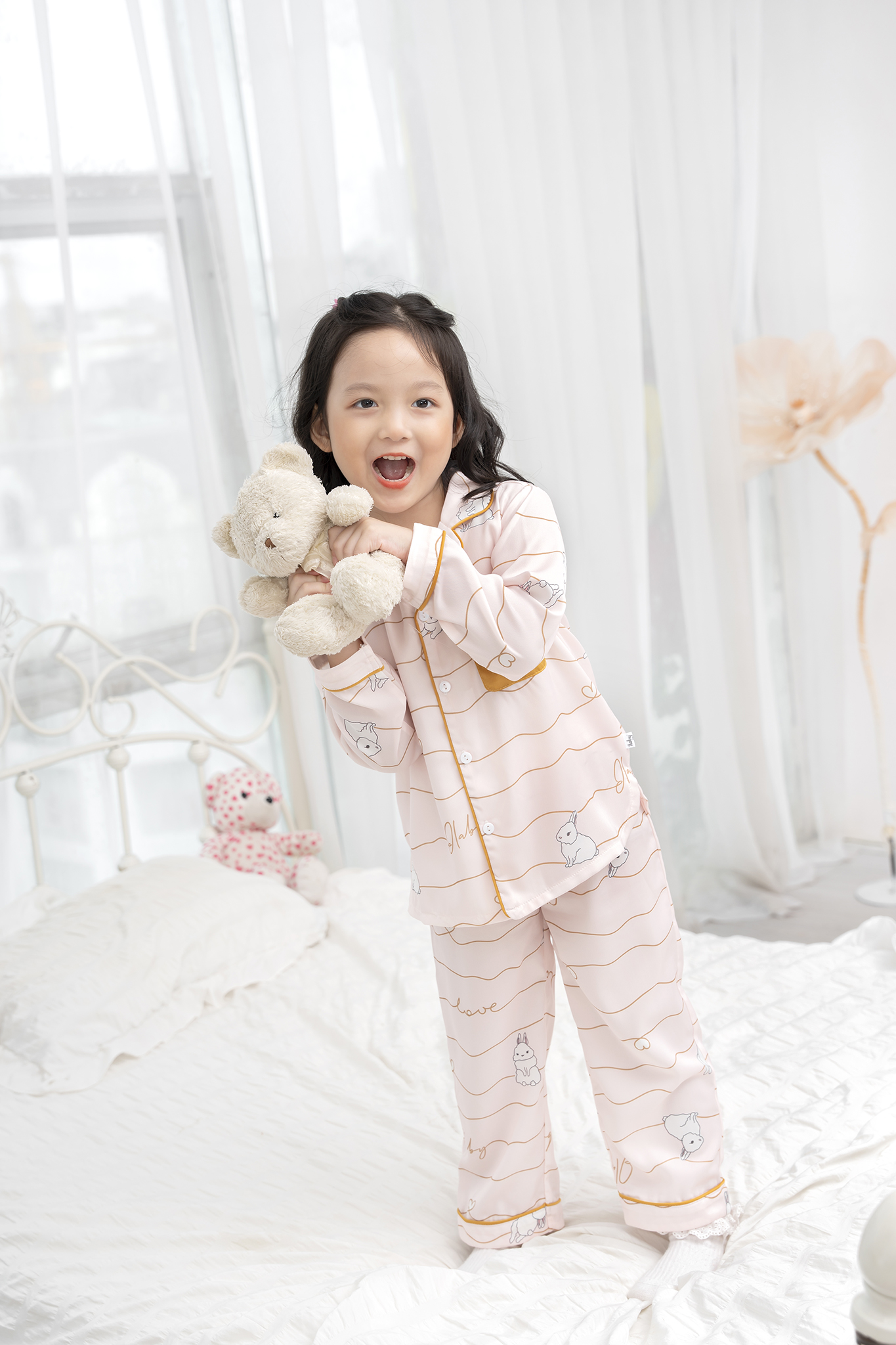 [ Outfit mềm mại ] Pyjama cổ ve dài tay phối túi_thumbnail_5