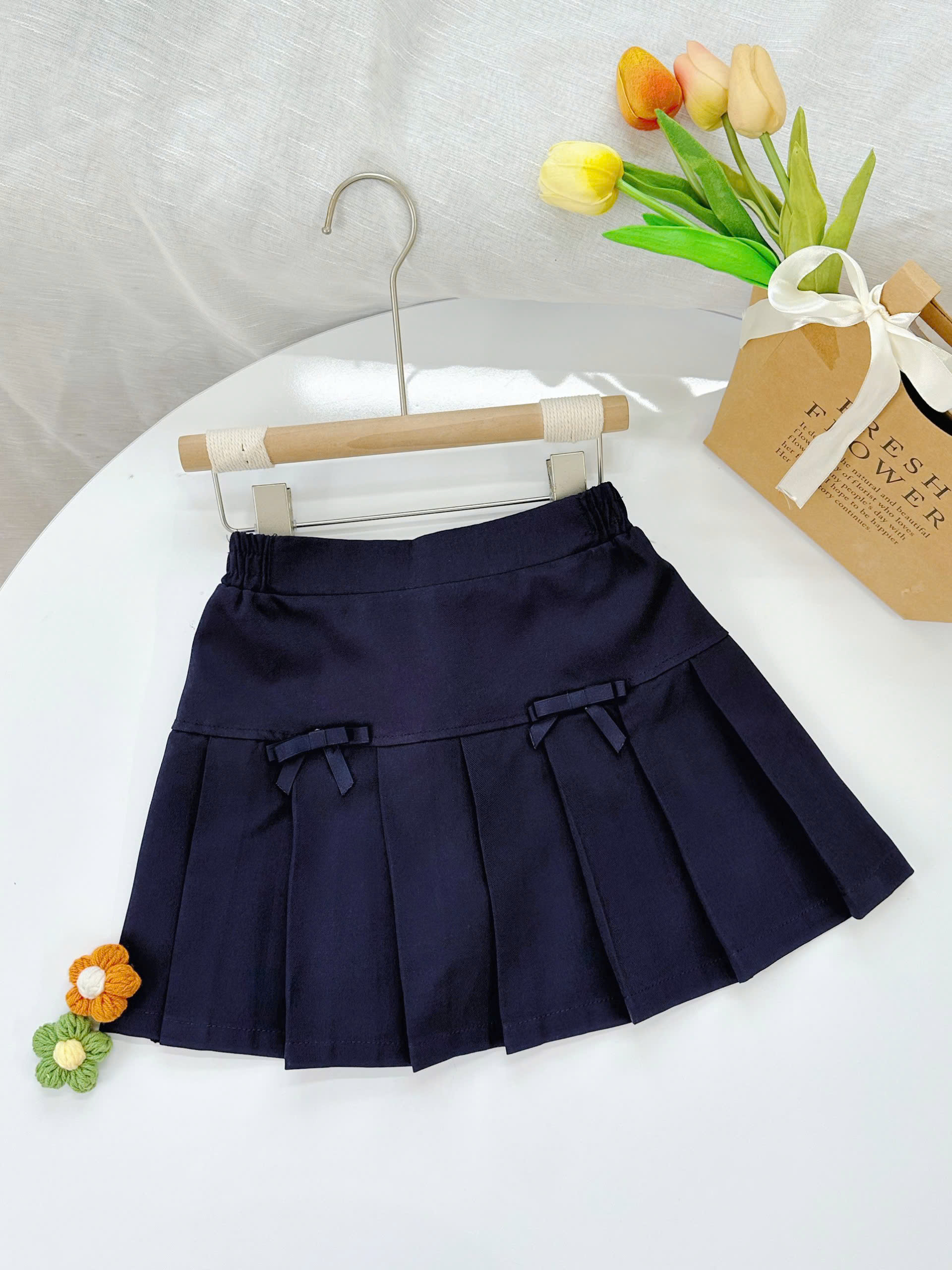 Chân váy xếp ly đính nơ CV24004_thumbnail_3