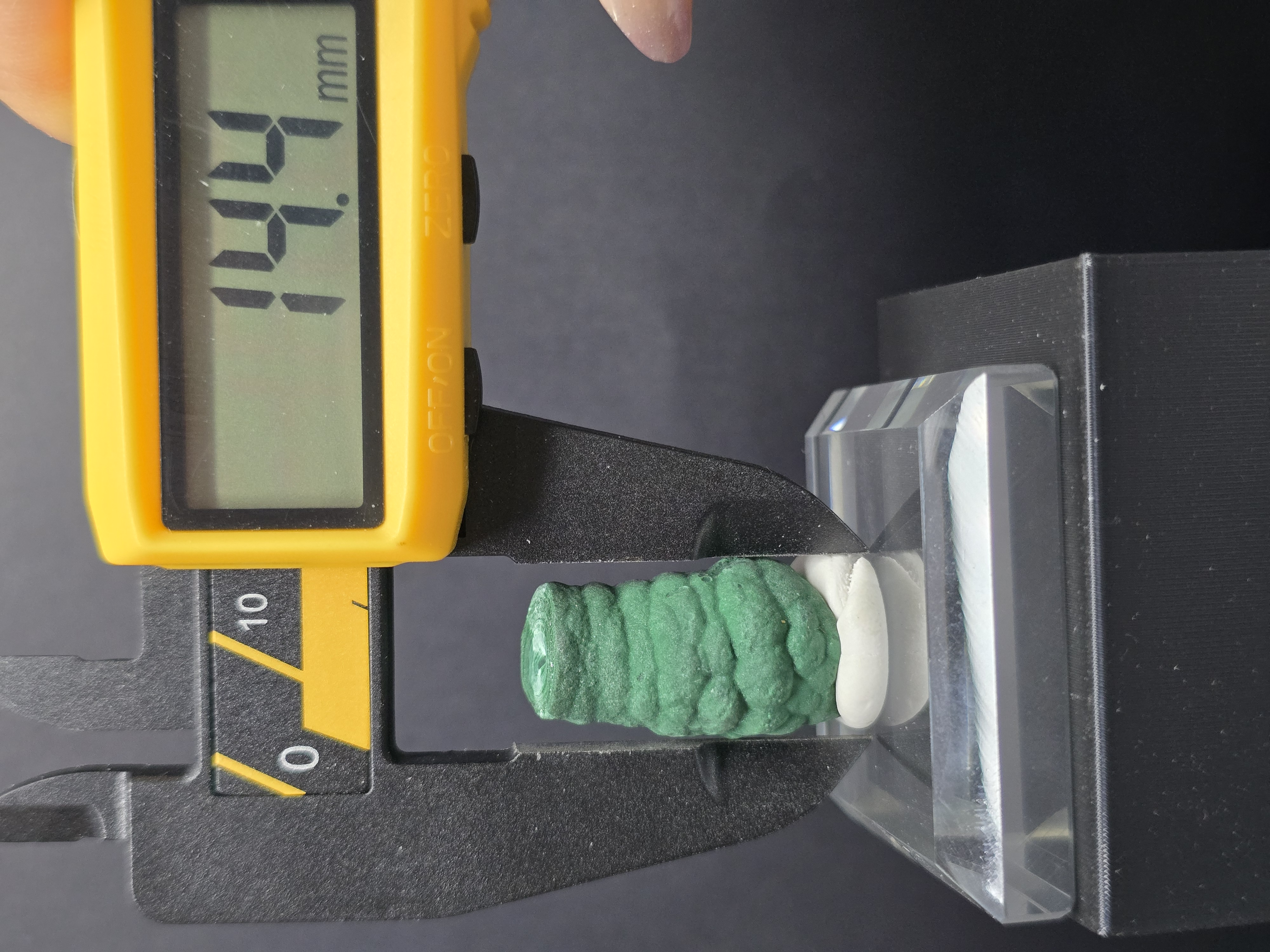 Thạch Nhũ Tinh Thể Malachite - CHDC Congo (Kèm Hộp Hoặc Đế Trưng Bày Như Hình)_thumbnail_5