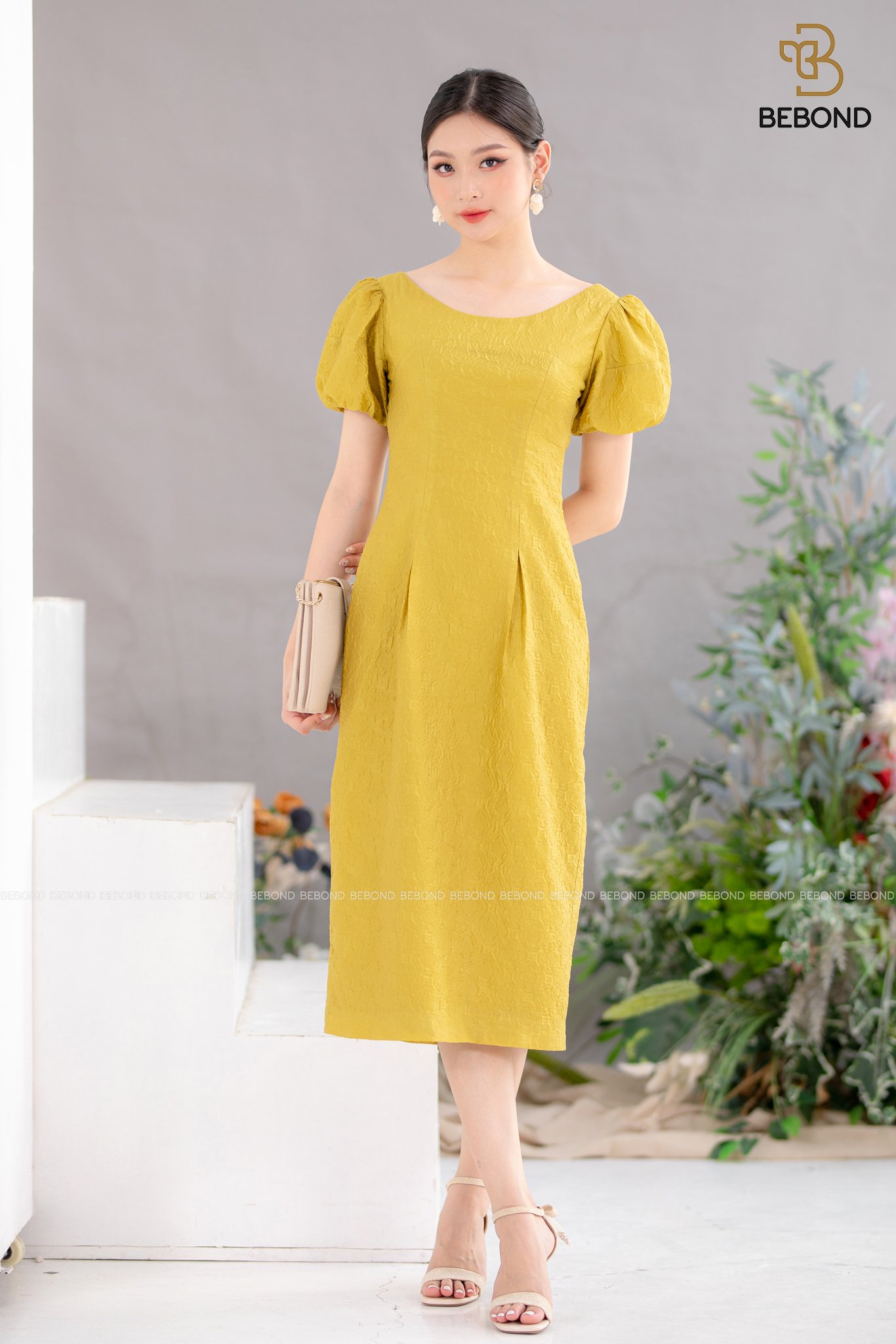 Đầm ôm màu xanh cốm non- JENNIFER