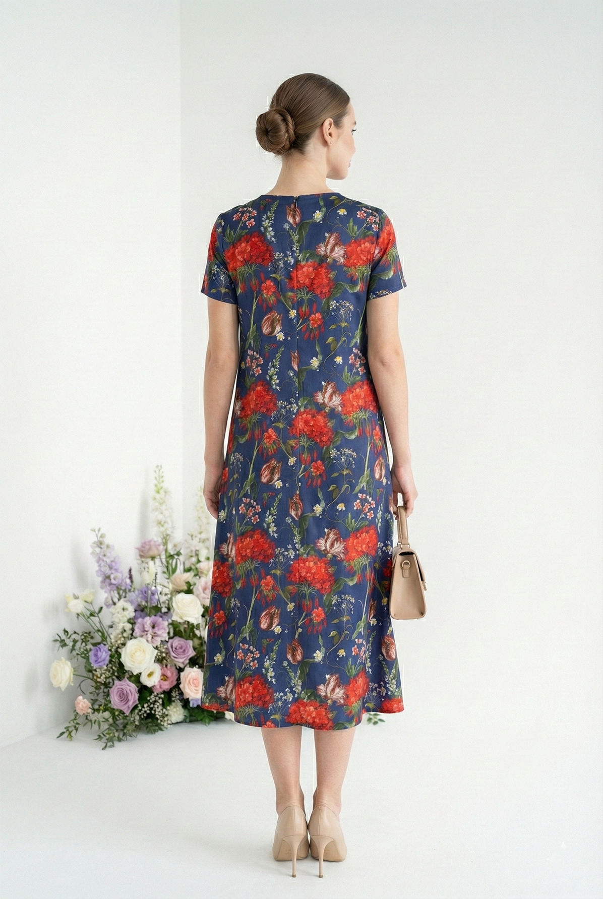 Đầm vải lụa xanh in hoa rực rỡ dáng suông A cổ tròn nhún ly tay ngắn thiết kế MAZANO_thumbnail_3