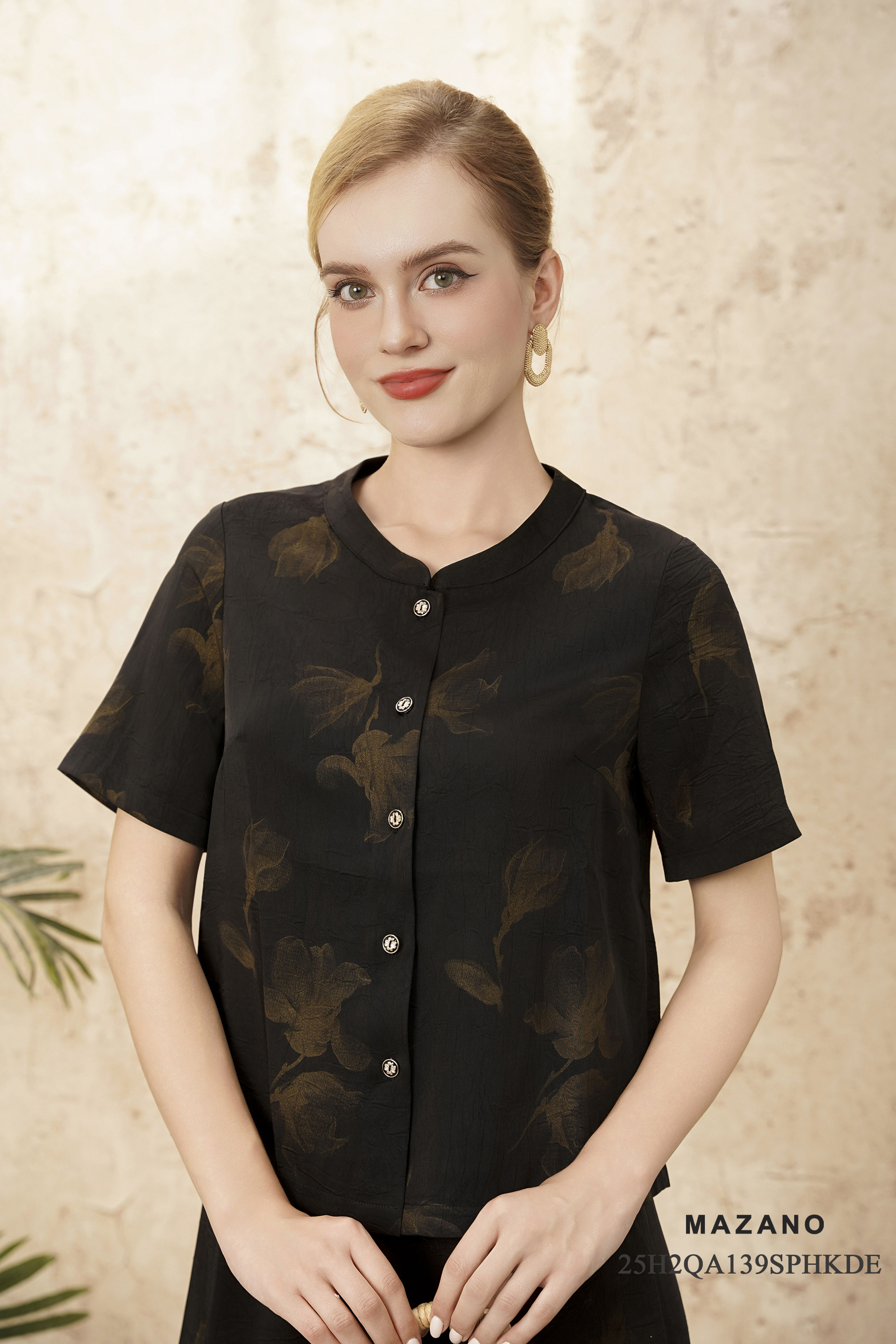 Bộ quần áo suông Vải Lụa Họa tiết cách điệu Cổ tàu nằm tay ngắn Dài áo qua eo,Dài quần đến mắt cá chân_thumbnail_3