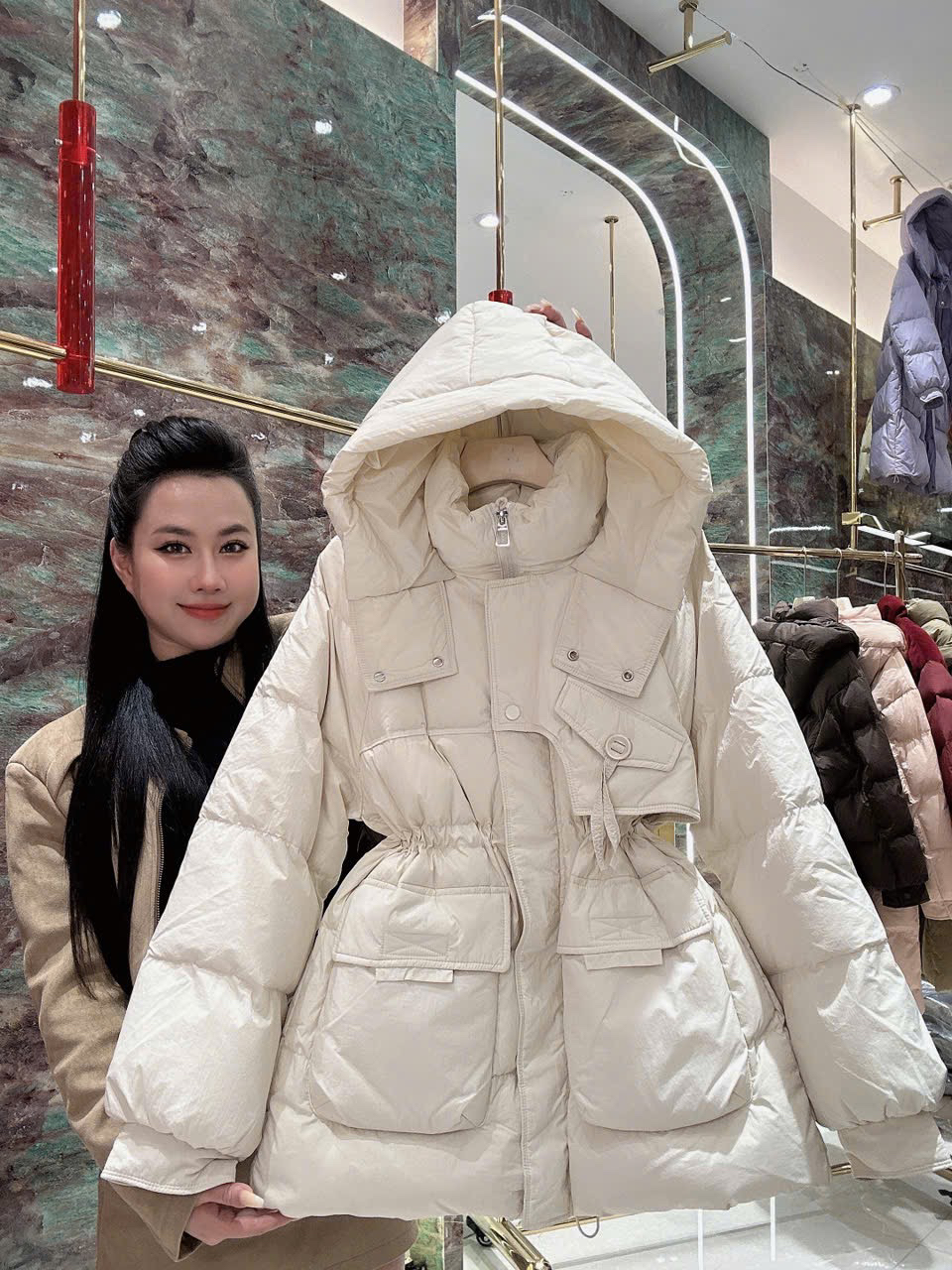 Áo phao rút eo Trắng - A10