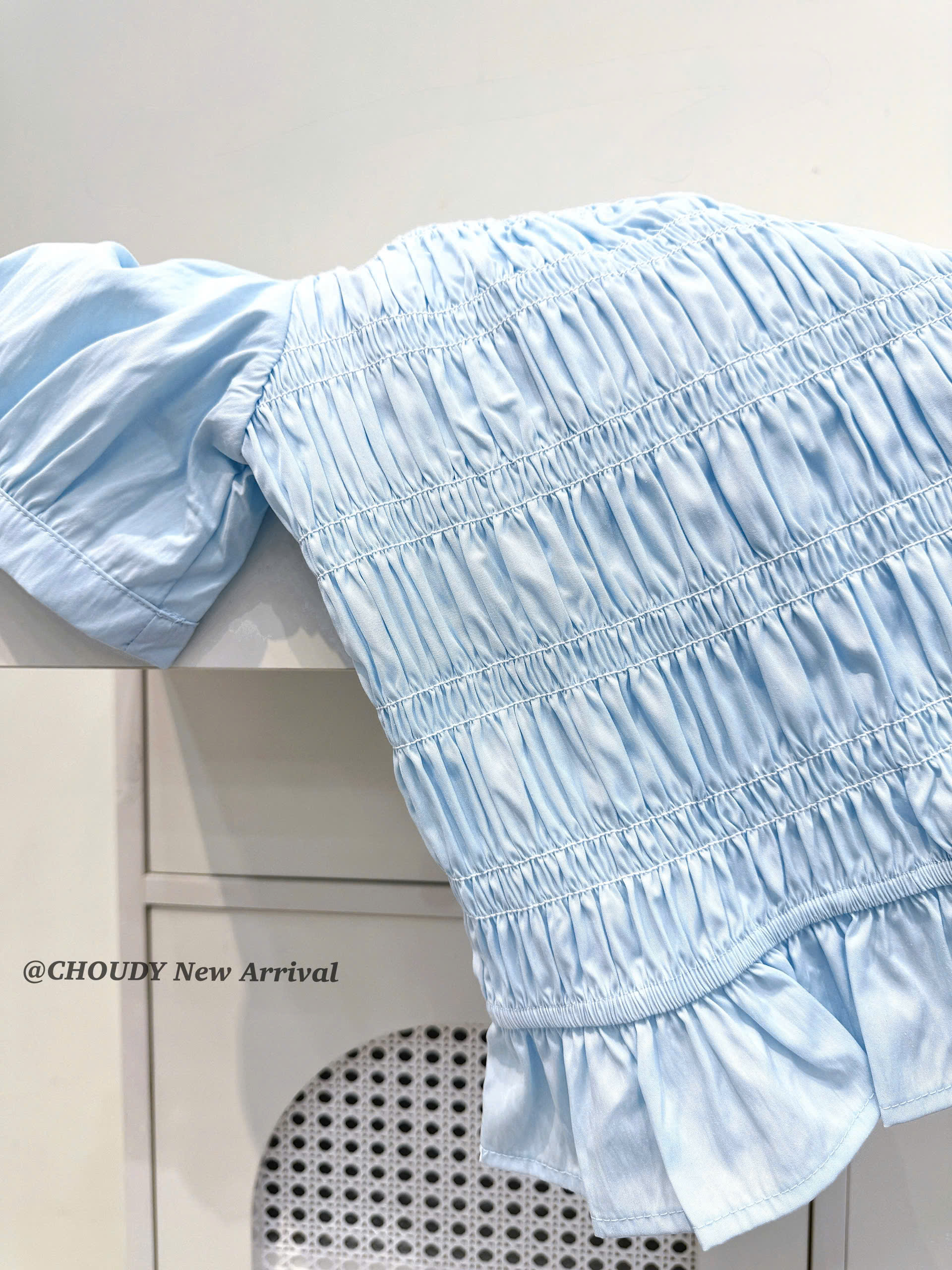 SALE  U702_thumbnail_3