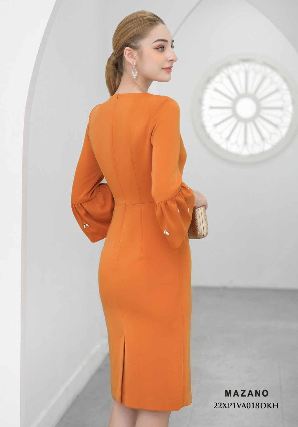 Đầm dự tiệc cam thân ôm xếp ly tay loe rủ đính trang trí_thumbnail_3