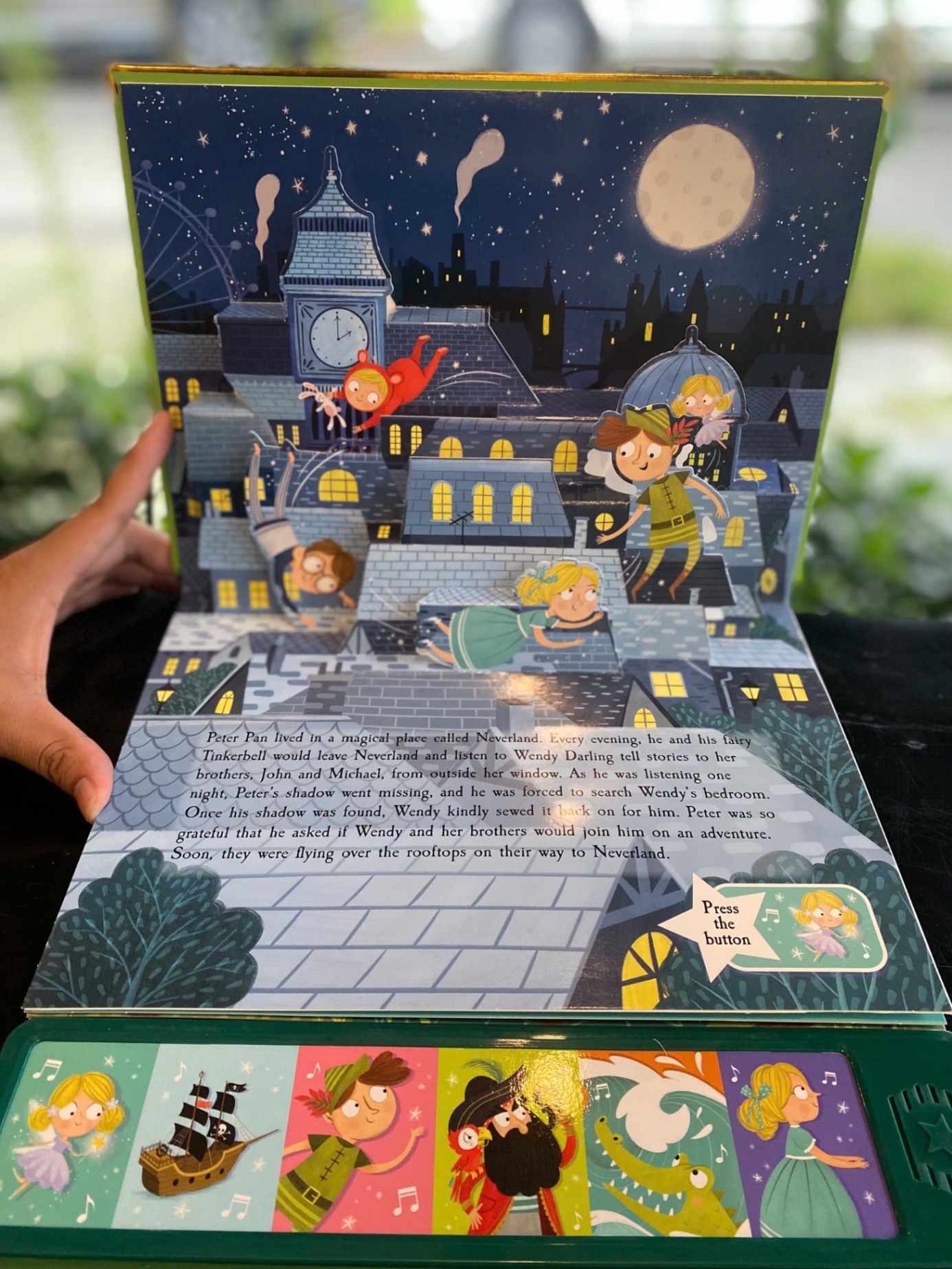 FAIRYTALES POP-UP SOUND BOOK: PETER PAN (North Parade)_thumbnail_7