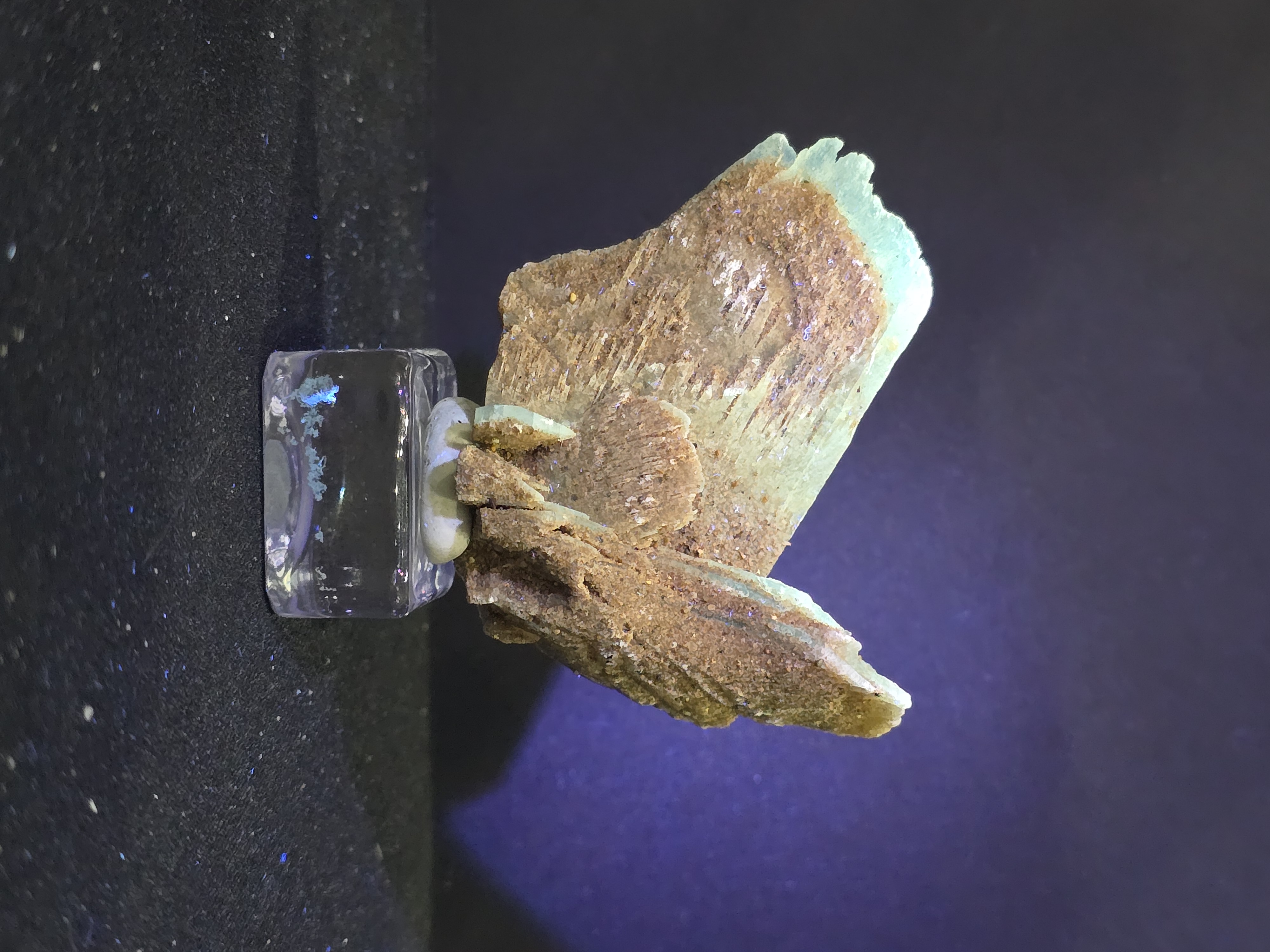 Tinh Thể Hoa Hồng Sa Mạc Desert Rose (có phản ứng UV) - Nội Mông_thumbnail_21