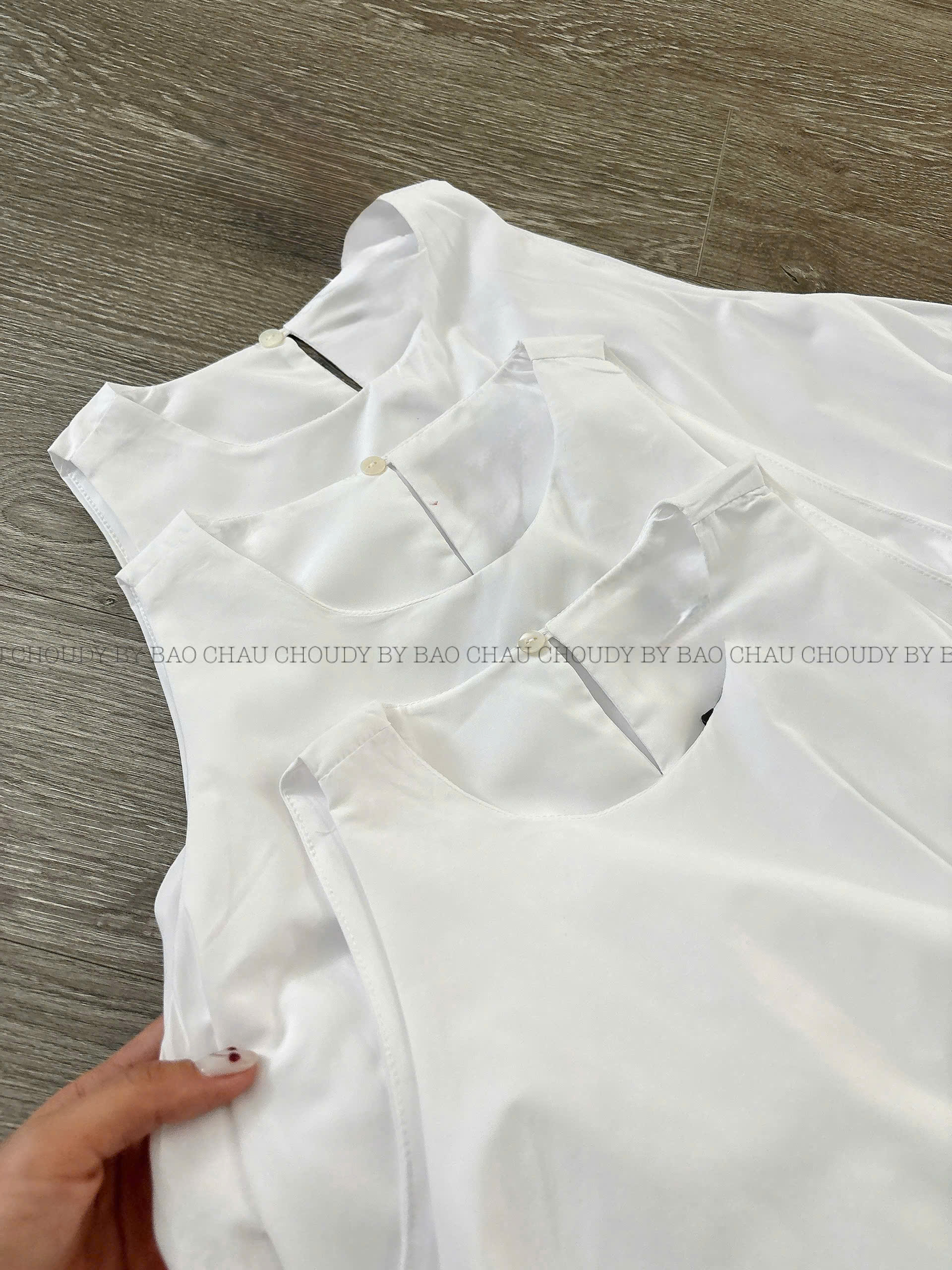 U746 ÁO KIỂU TRẮNG_thumbnail_4