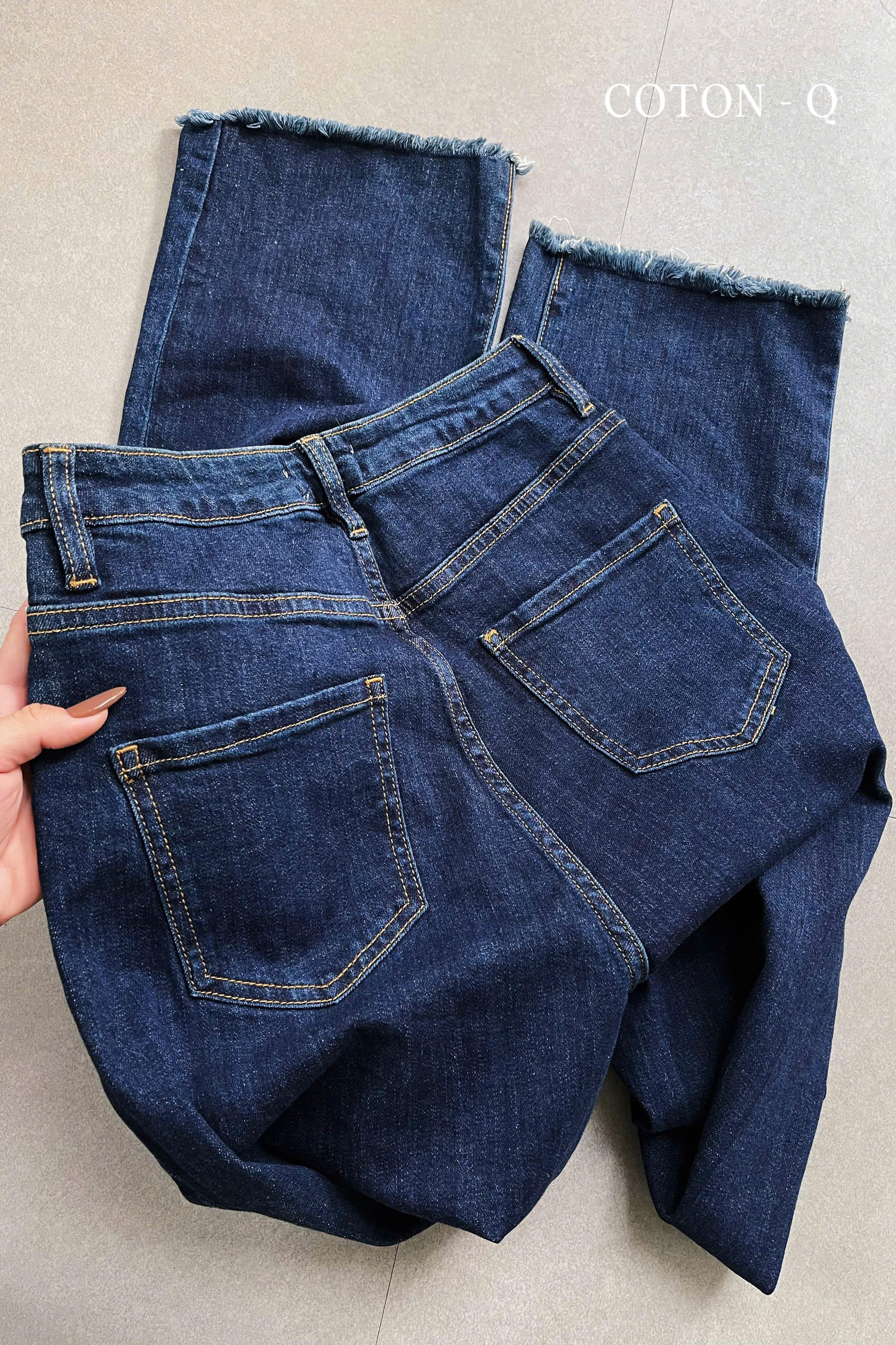 Quần jean dài tua gấu_thumbnail_8