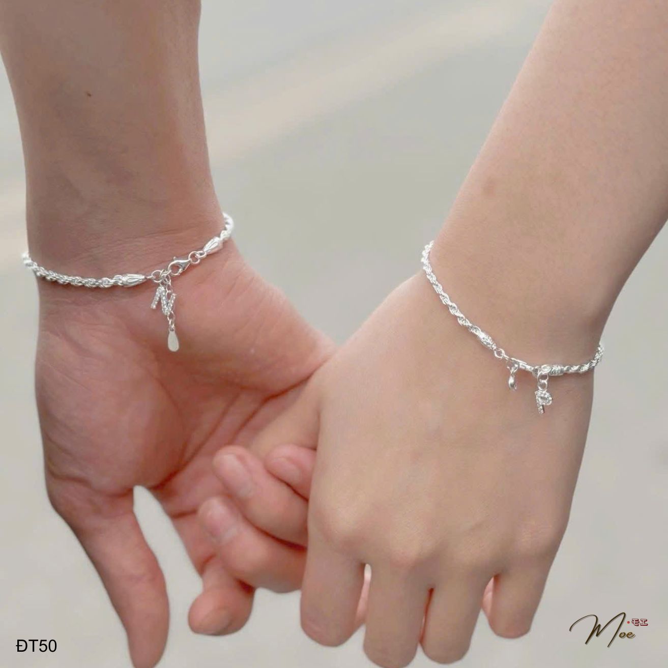 ĐT50 - Lắc tay đôi xoắn kép vô cực (mix charm treo)_thumbnail_2