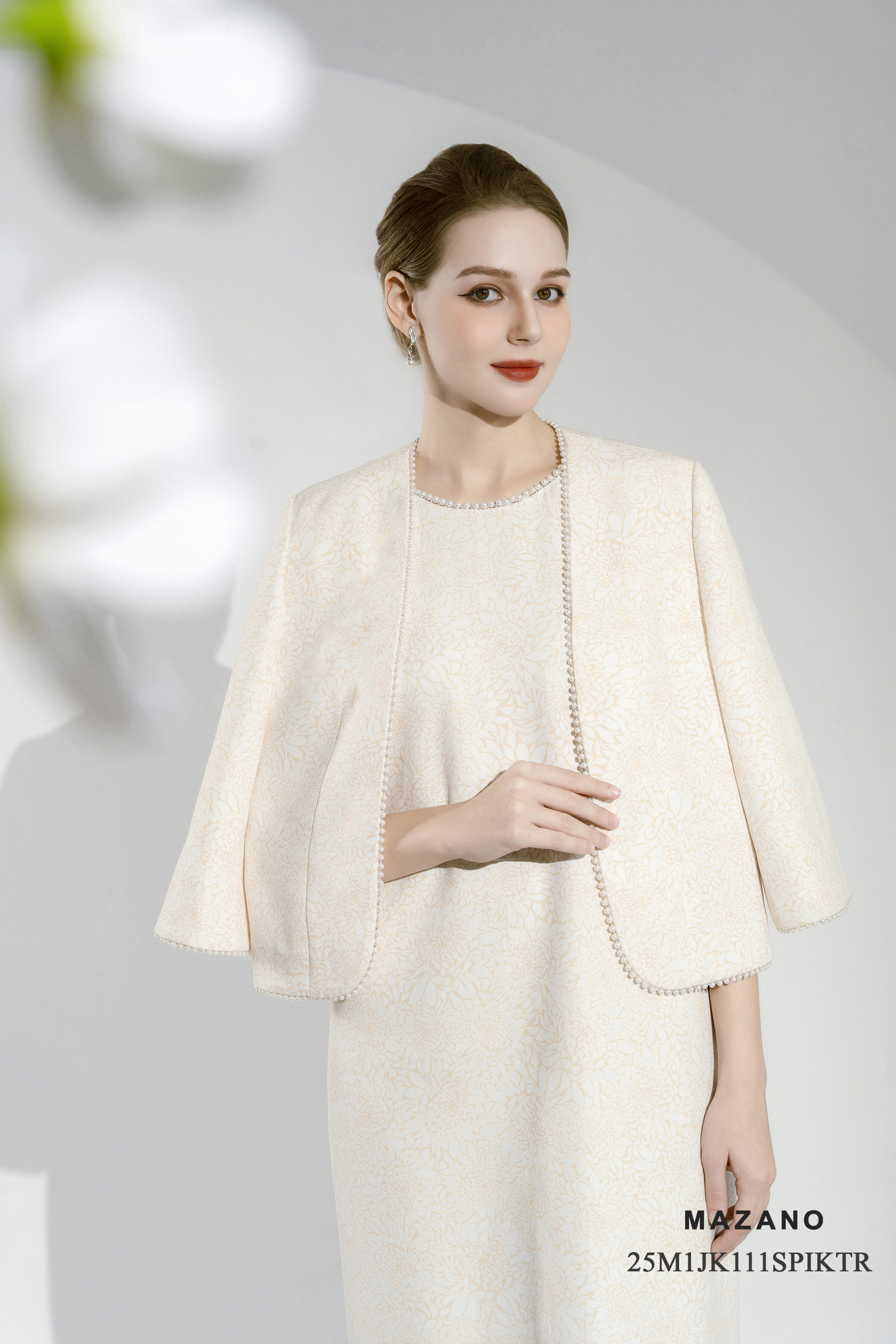 Áo khoác ngắn Suông Vải thô chun In hoa cách điệu Trang trí ngọc trai Dài dưới eo_thumbnail_4