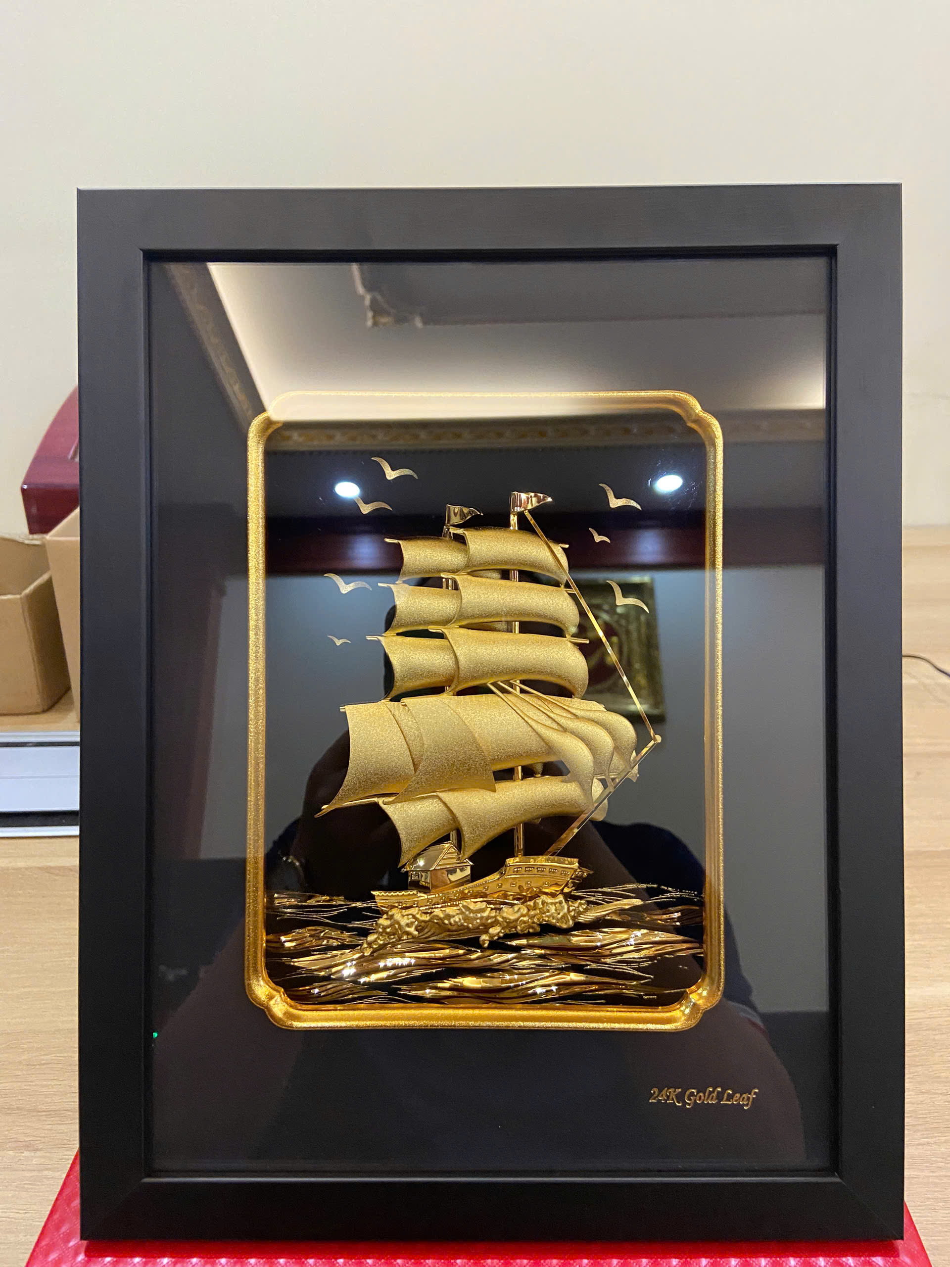 Tranh quà tặng thuận buồm xuôi gió mạ vàng 24k kt 32 x 25cm _thumbnail_4