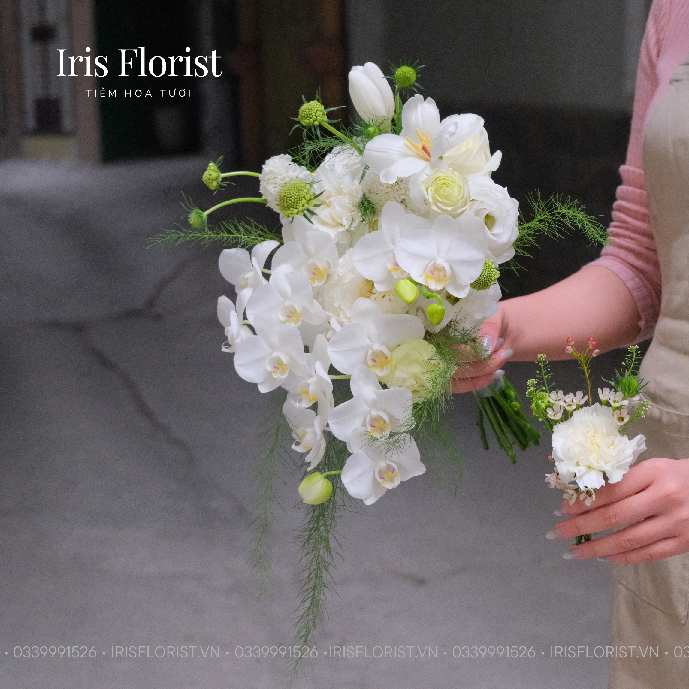 Bó hoa cưới - Mini Ana mix Tulip - Dáng thác đổ