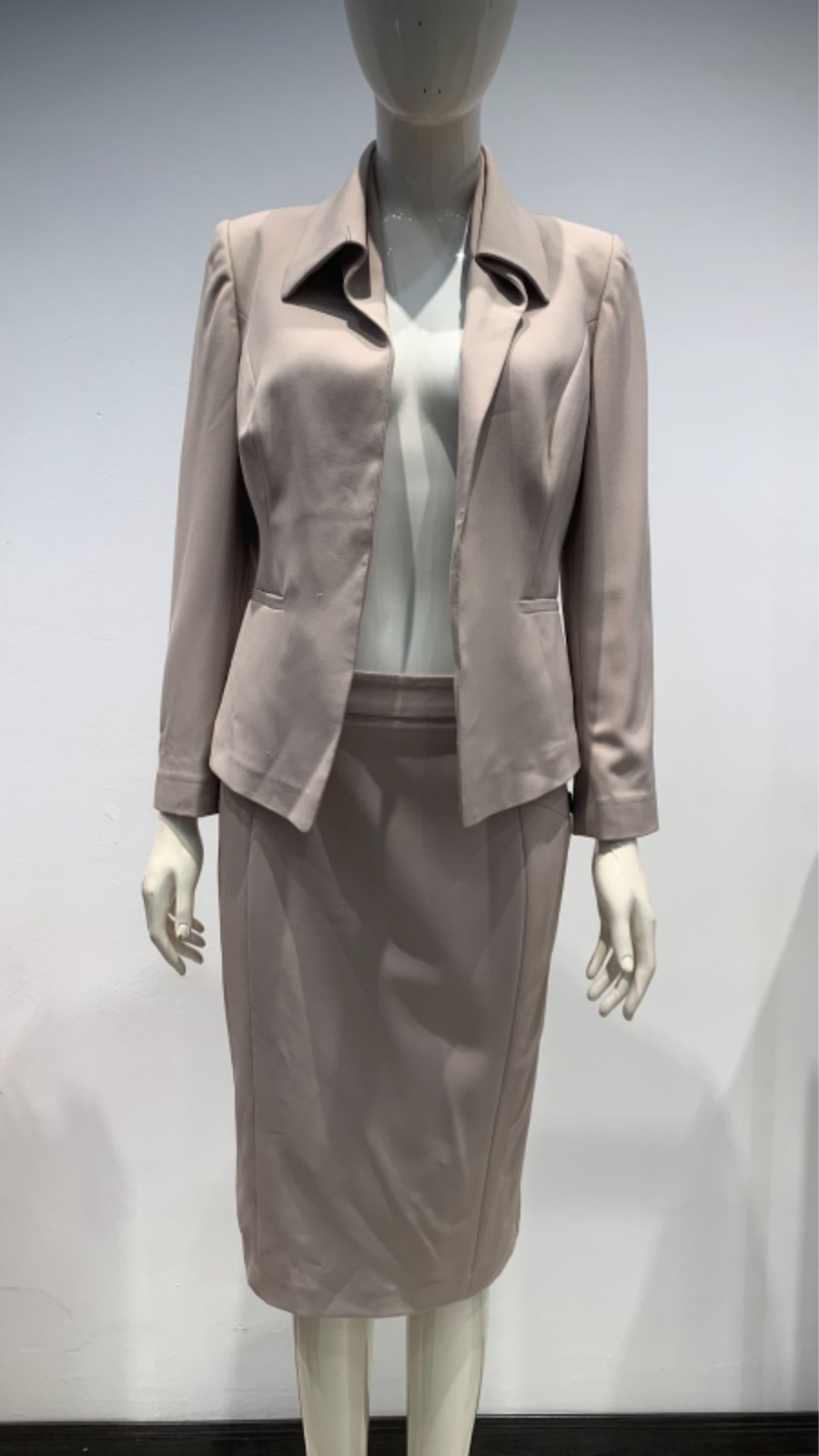 Bộ Áo Vest và Chân váy Juyp vải Tuytxi màu ghi nâu