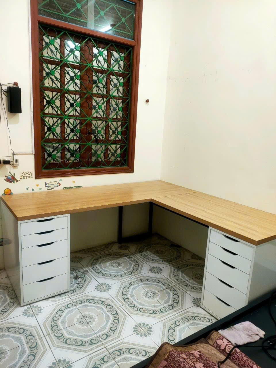 Bàn IKEA LX05- Giá Liên Hệ 0986 987 227