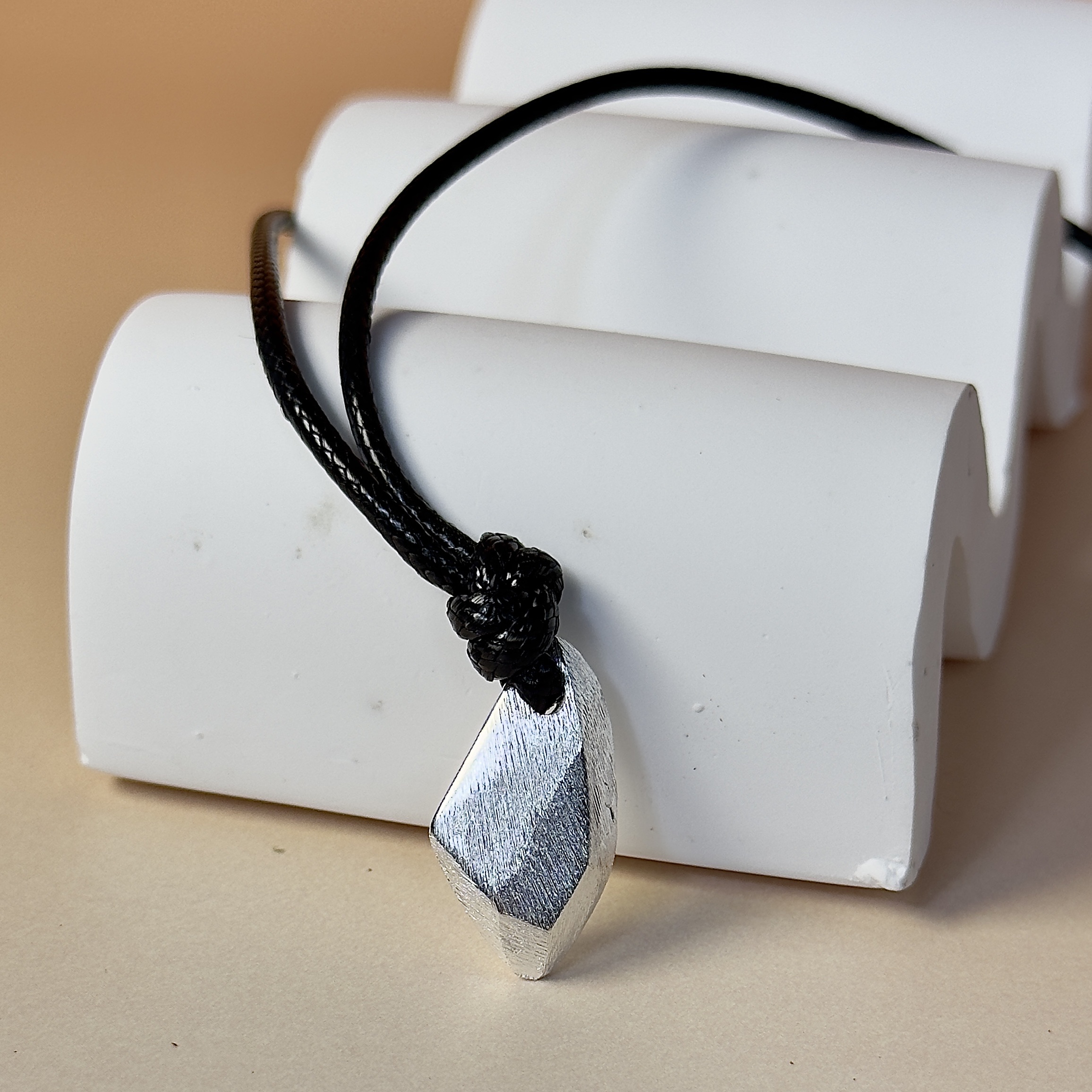 Dây chuyền Knight Stone