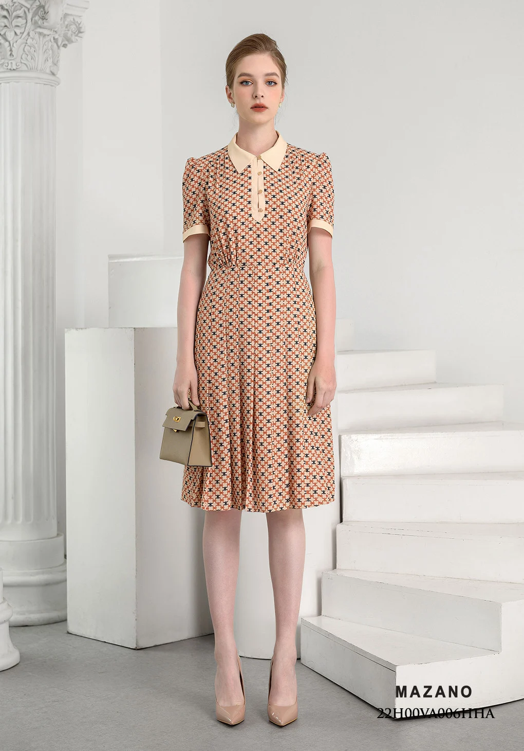 Đầm họa tiết bùng eo phối nẹp chân xếp ly