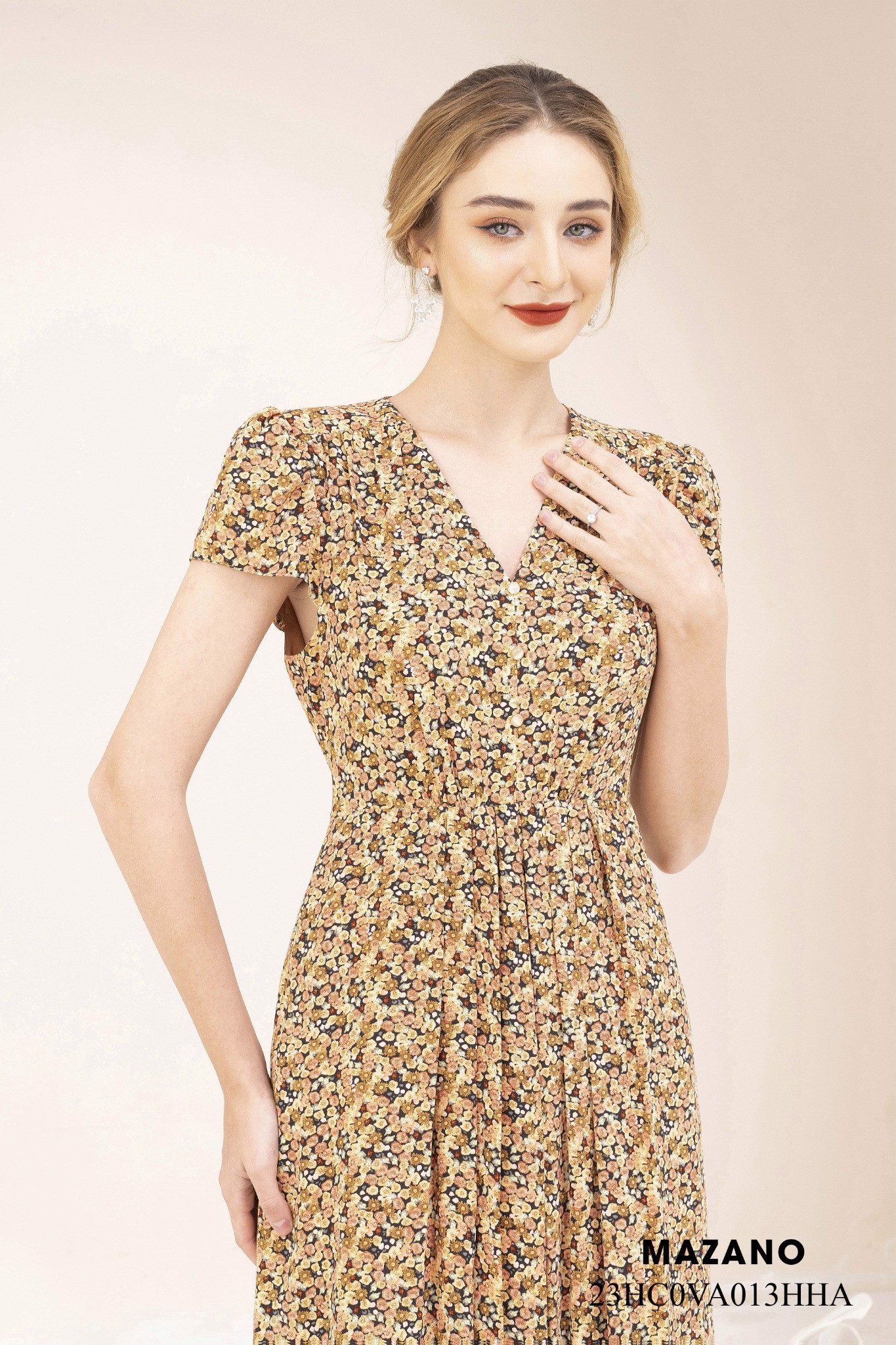 Đầm họa tiết eo cao xếp ly giữa chân váy_thumbnail_3