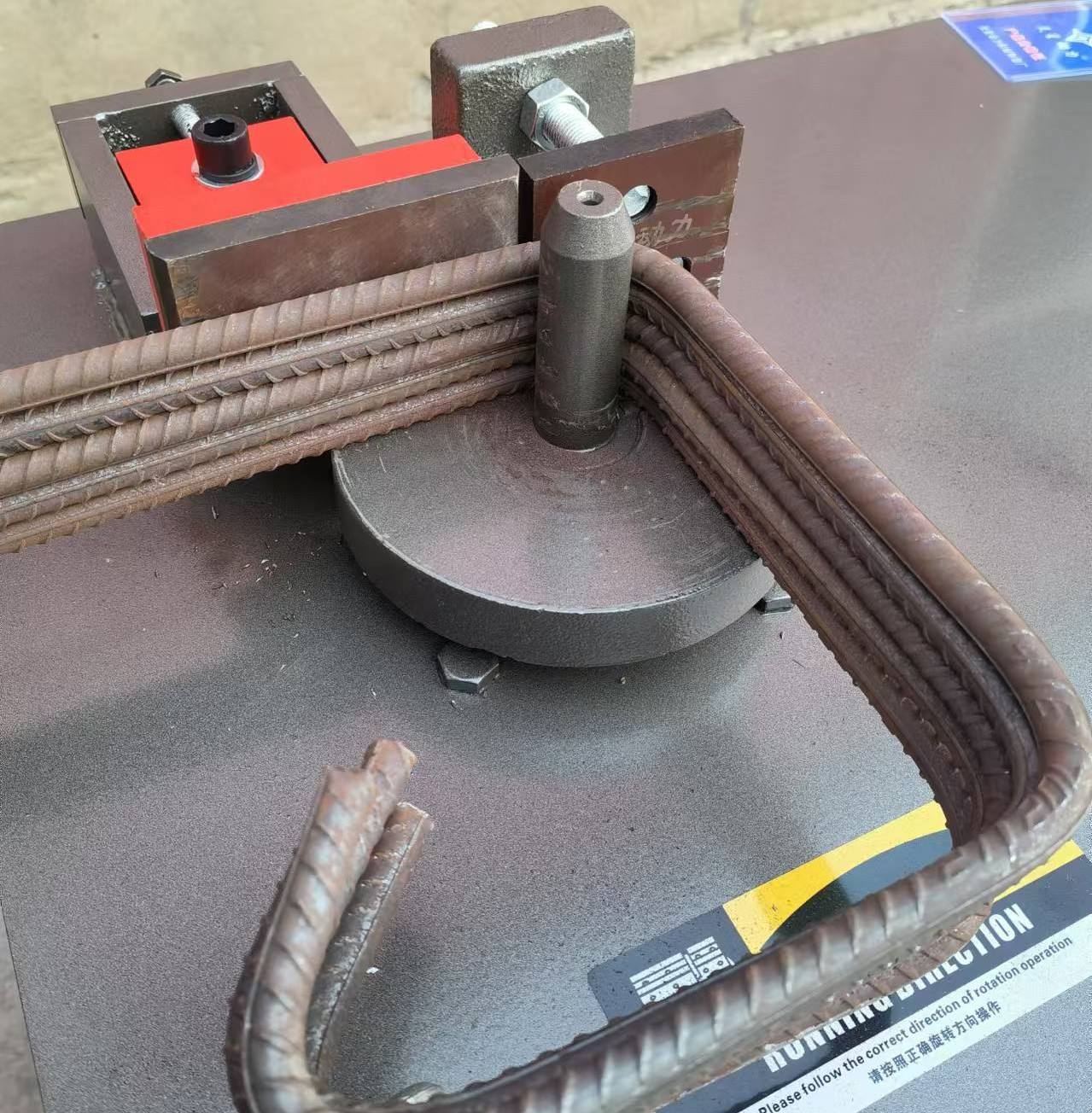 máy bẻ đai - Máy Móc An Phát