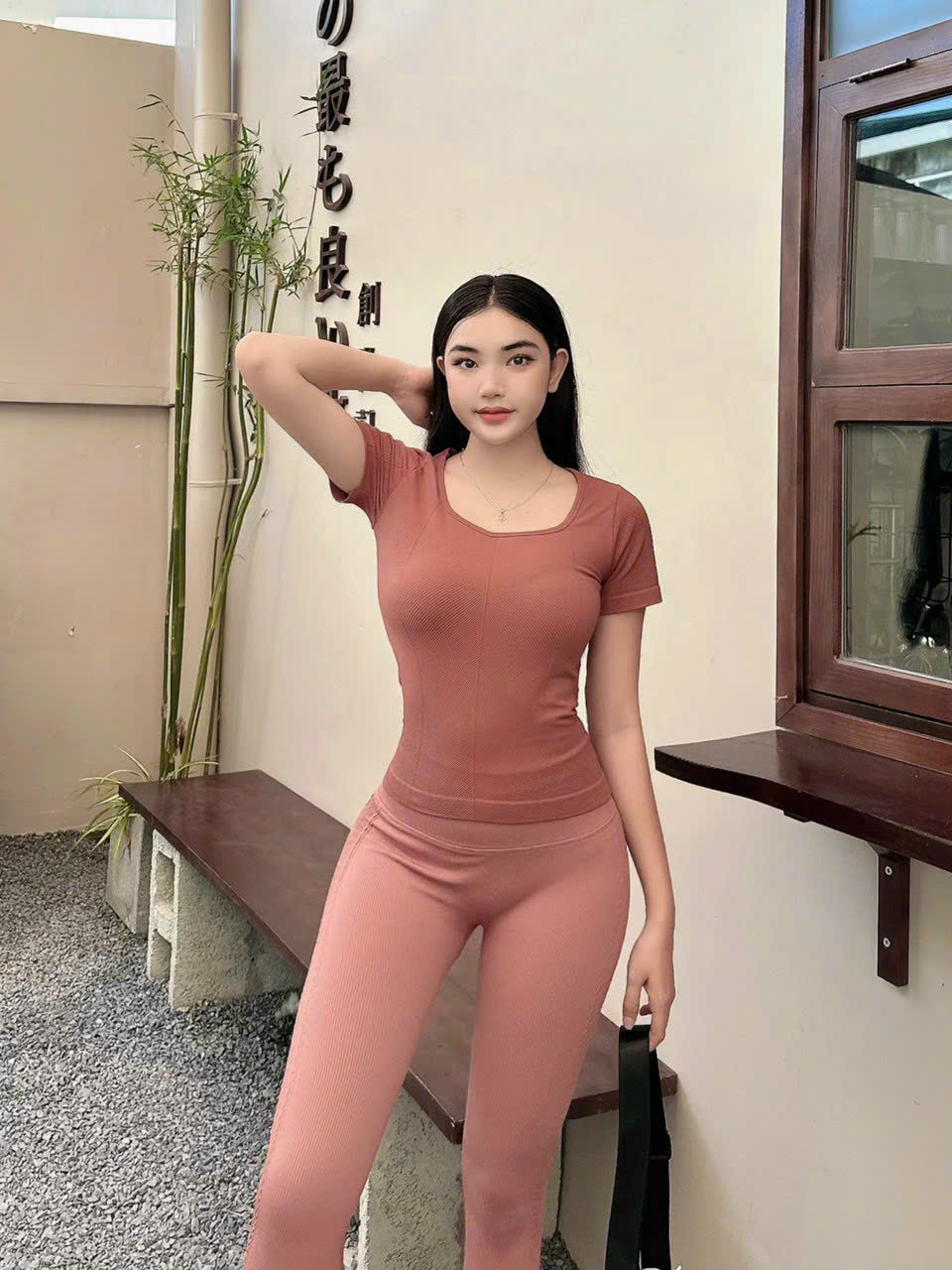 Áo Thun Thể Thao Mitao Tay Ngắn Cổ Vuông_thumbnail_5