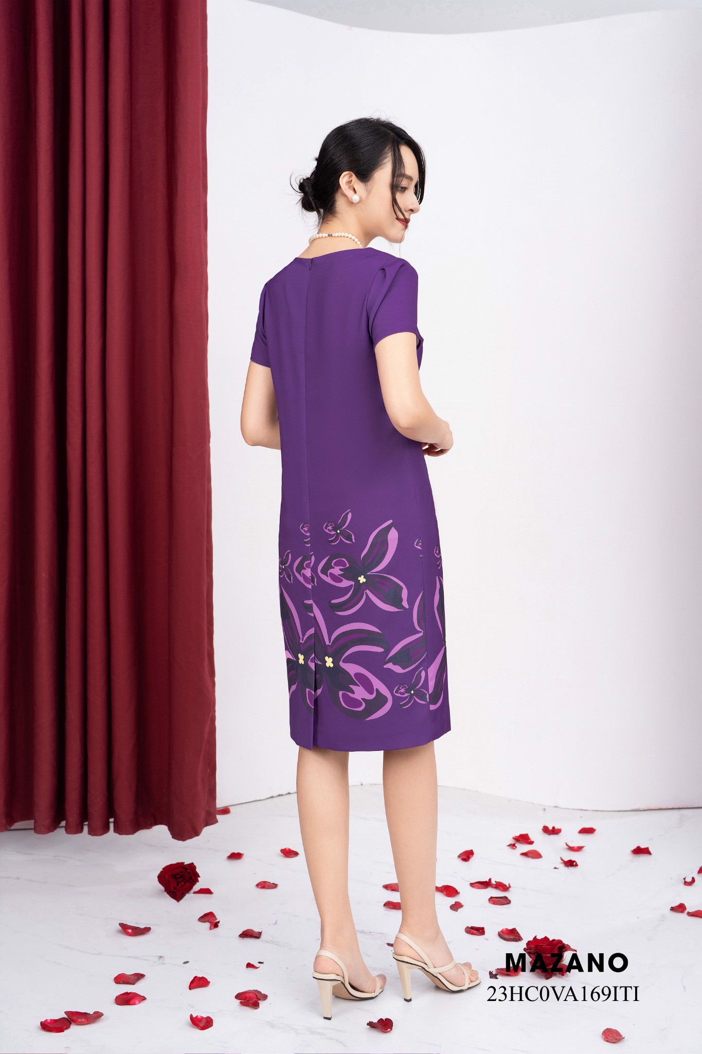 Đầm suông tím dáng ôm họa tiết in hoa_thumbnail_3