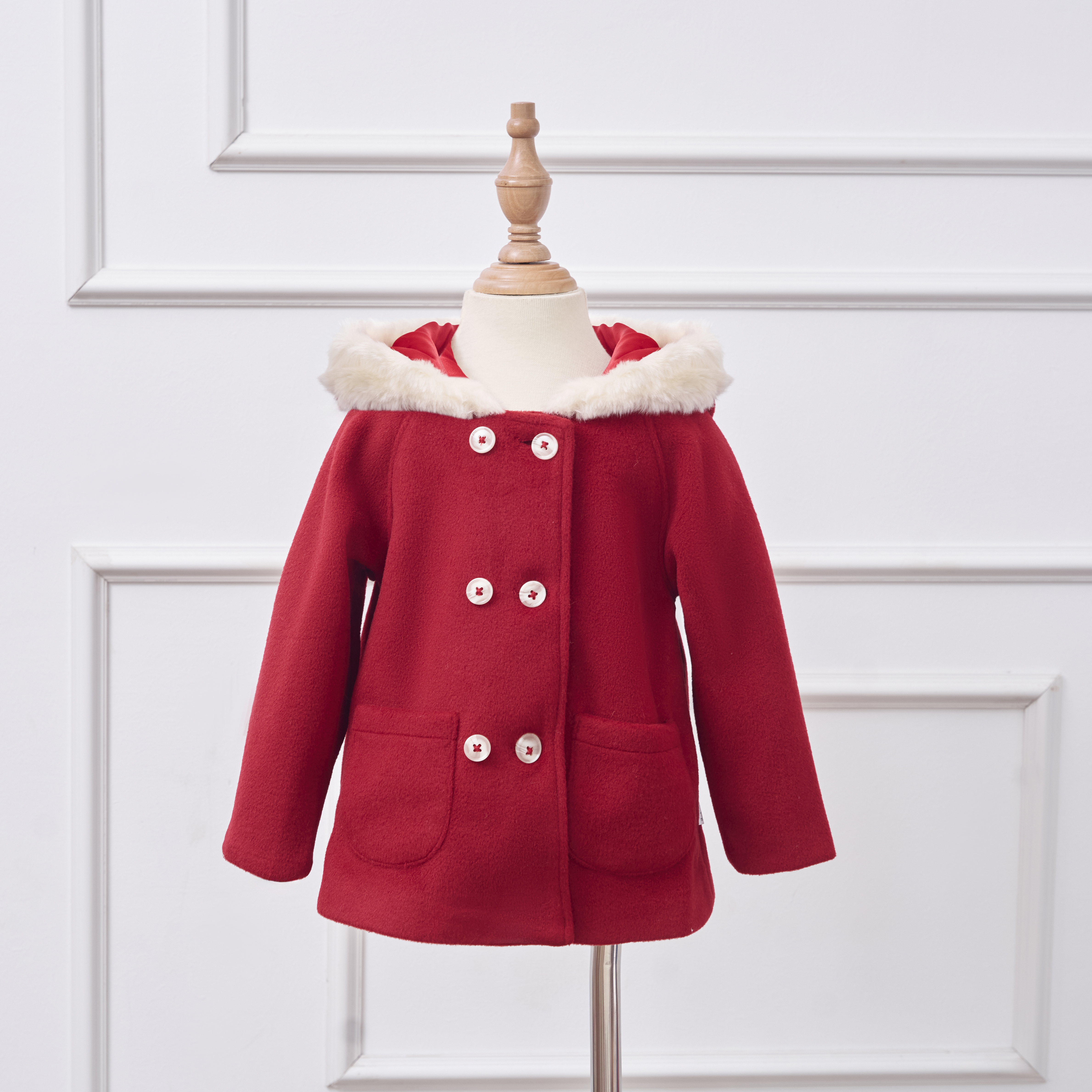 Áo dạ dáng lửng mũ lông tai thỏ