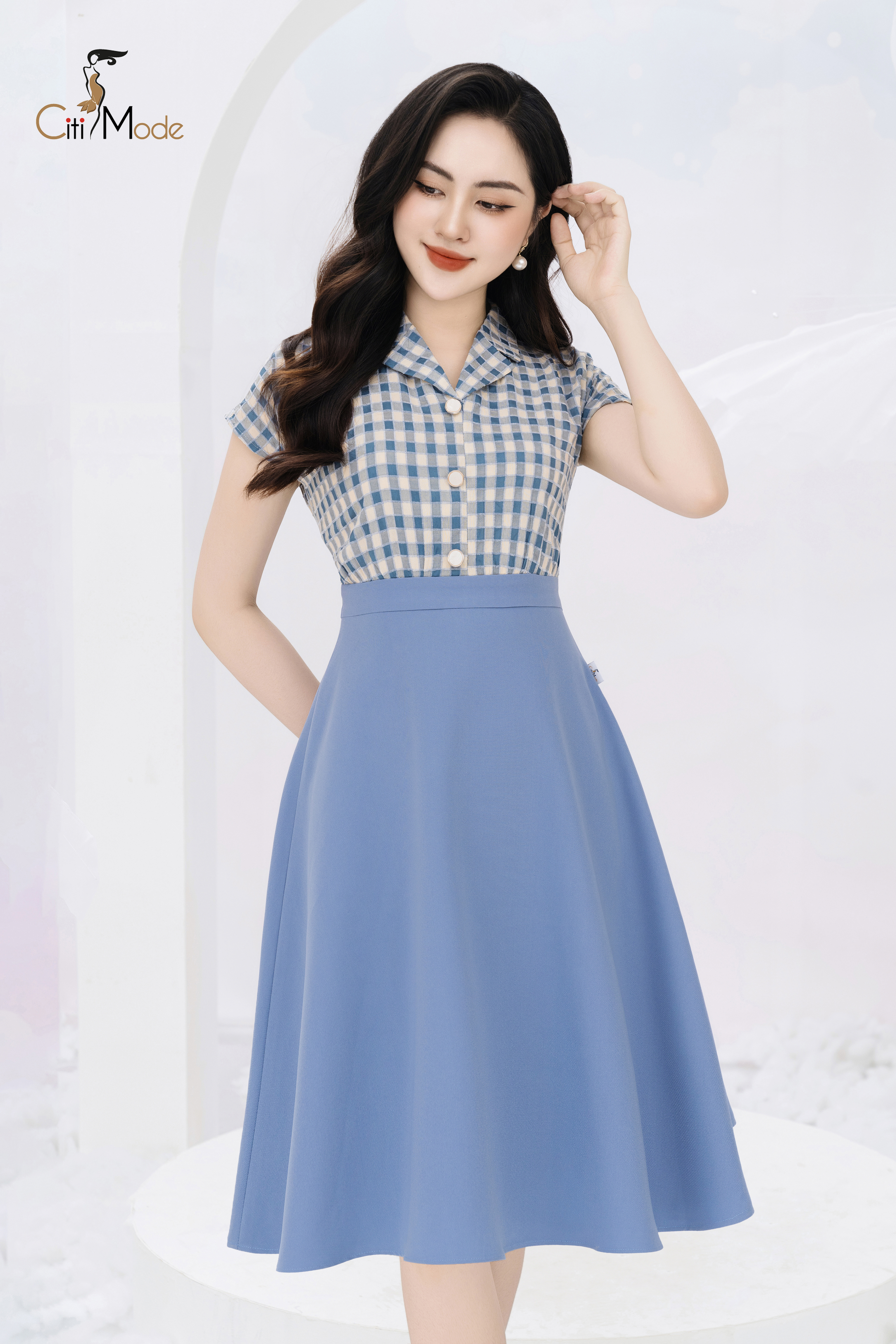 Đầm xoè xanh cổ bẻ ve phối áo caro tay hến_thumbnail_0