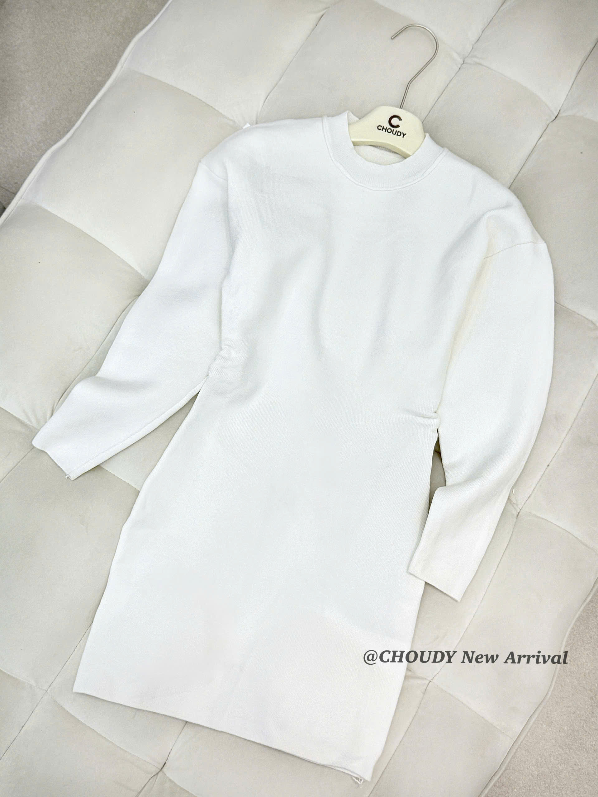 D77 ĐẦM DỆT KIM TRẮNG_thumbnail_6