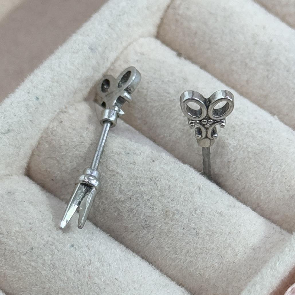 Khuyên kiểu vertical cây kéo_thumbnail_2