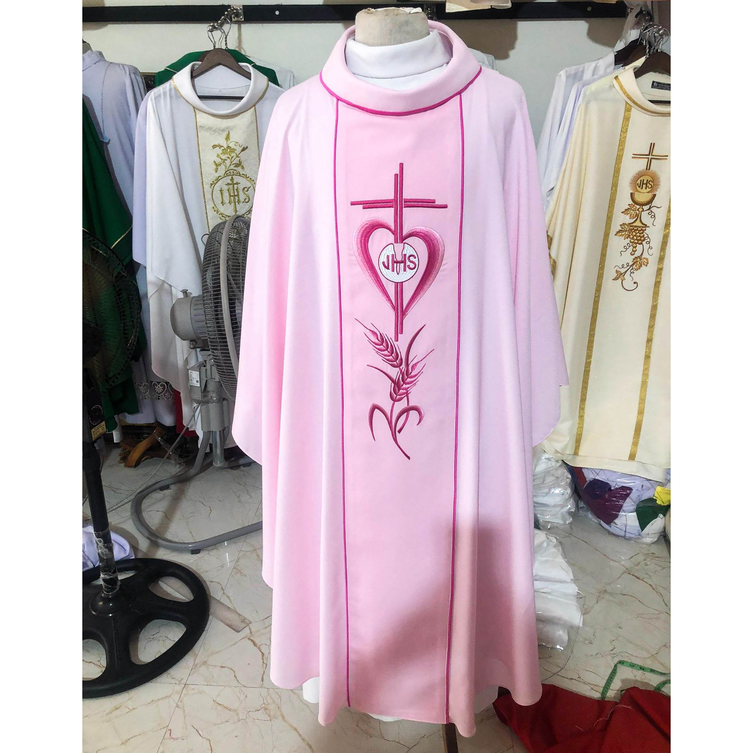 Áo lễ linh mục màu hồng - Qùa tặng tân linh mục - Qùa tặng cha xứ