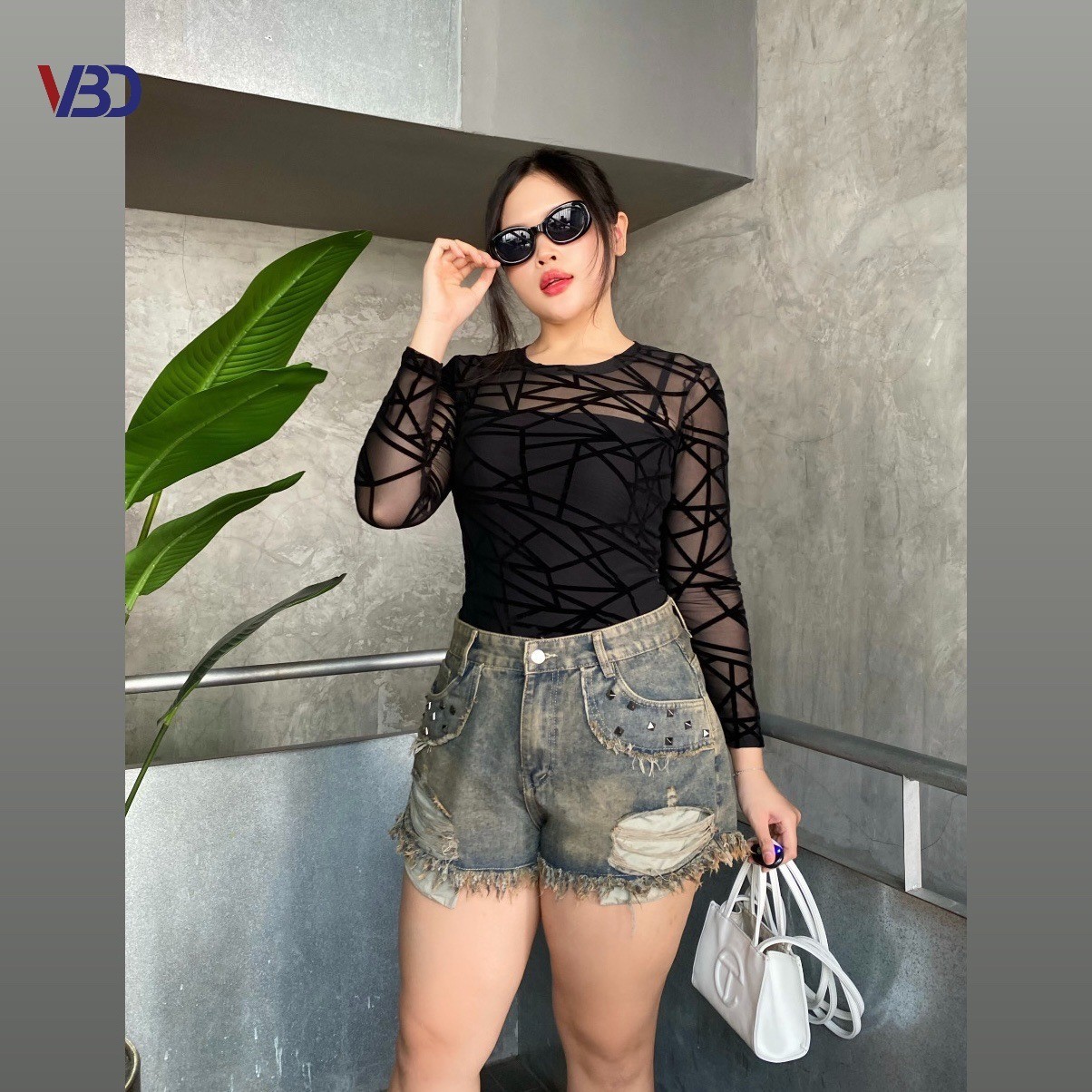 Quần short jean túi lòi đính hạt bigsize QSJ1106 dành cho nàng béo mập từ 55-90kg_thumbnail_1