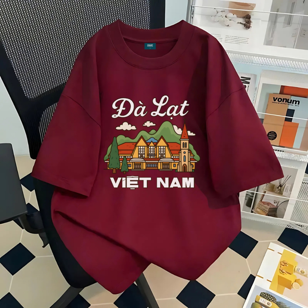 Áo thun du lịch Việt Nam, Huế, Đà Nẵng...dáng oversize rộng màu đỏ local brand We Tee - T036_thumbnail_8