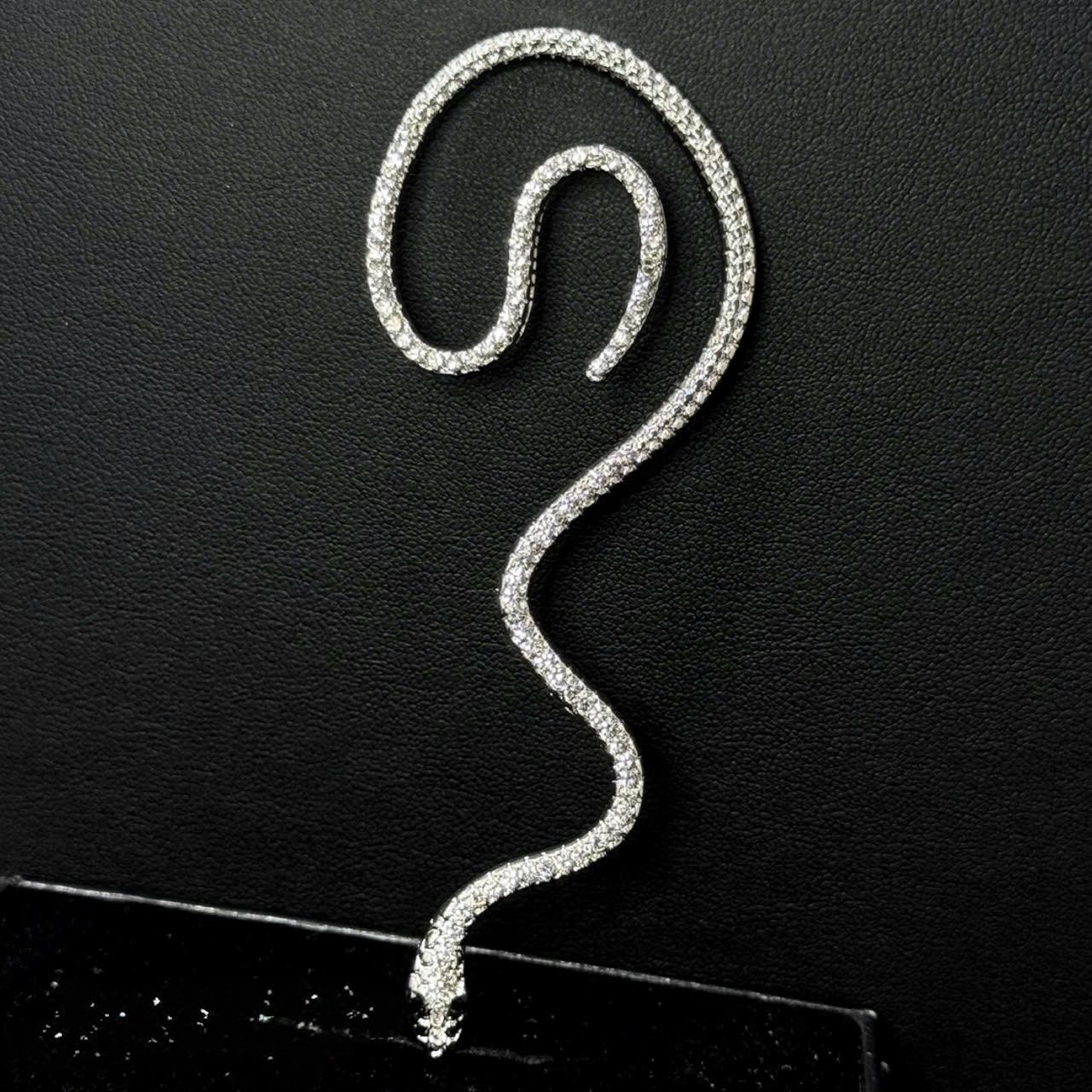 khuyên kẹp giả vành con rắn to uốn éo kim cương tai phải _thumbnail_1