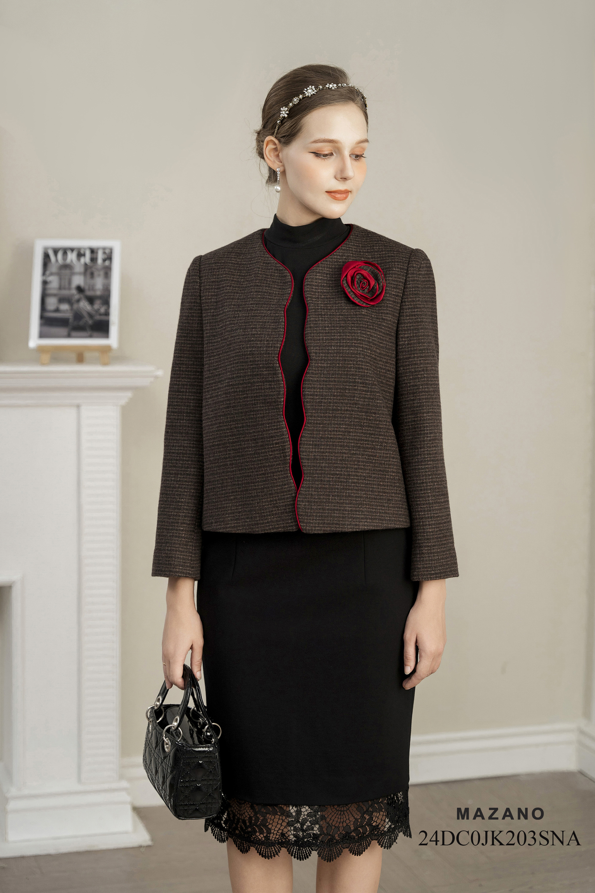 Áo khoác ngắn Vải dạ lông cừu Đính hoa thủ công Cổ trònTay dài Dài qua eo_thumbnail_1