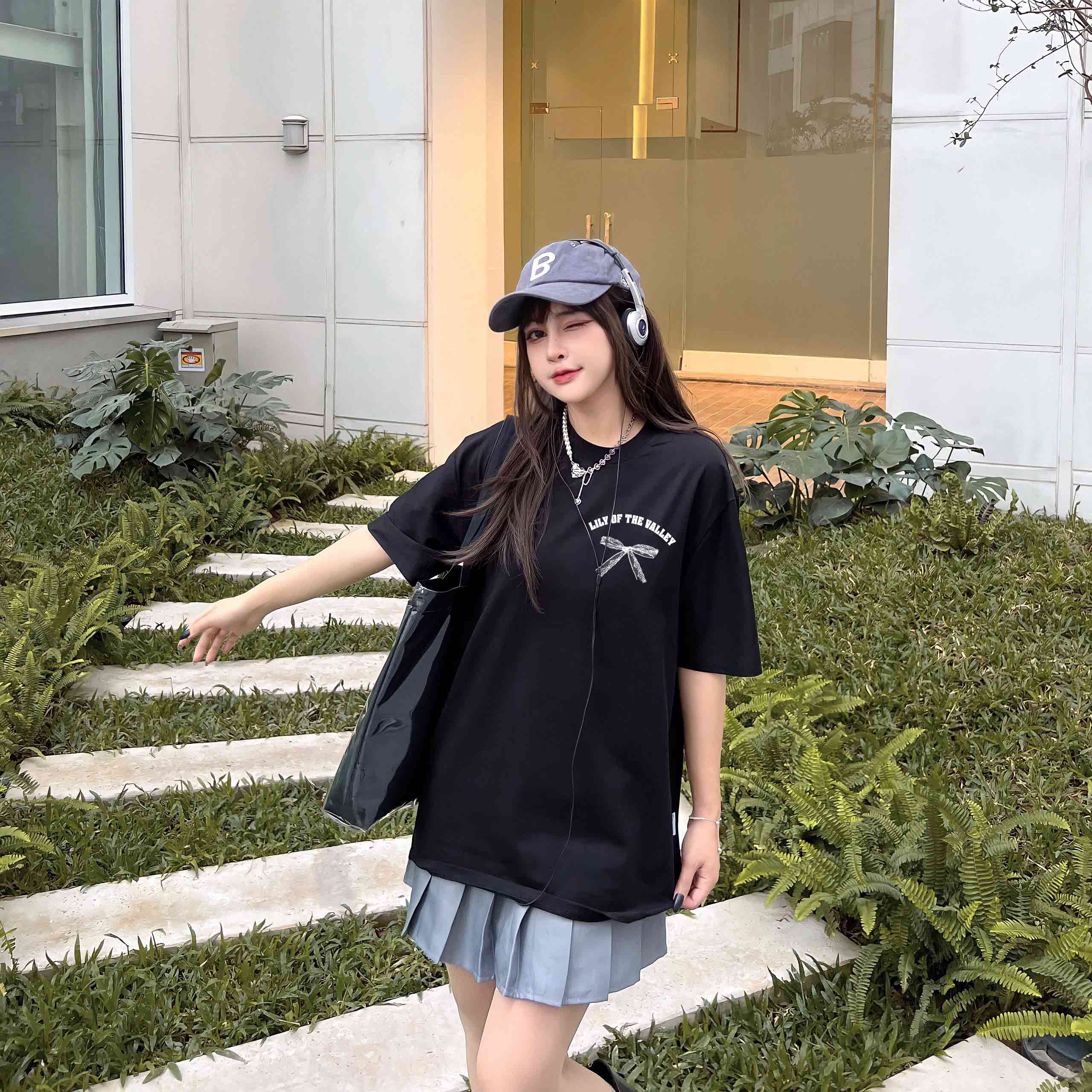 Áo thun hình nơ form rộng local brand ATD1250 Miucho tay ngắn cổ tròn in mix_thumbnail_5