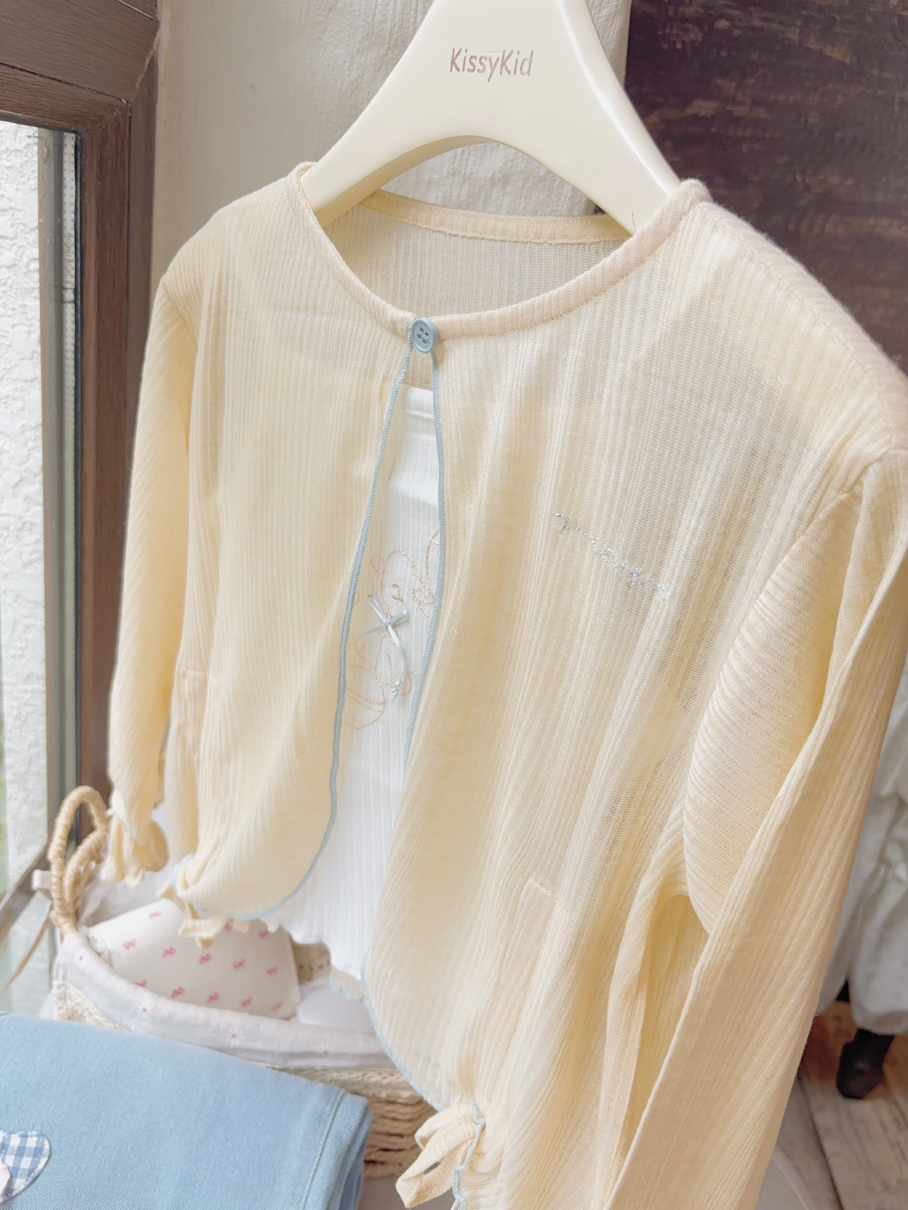(H61) Áo cardigan màu vàng 2 chi tiết hãng Seven_thumbnail_0