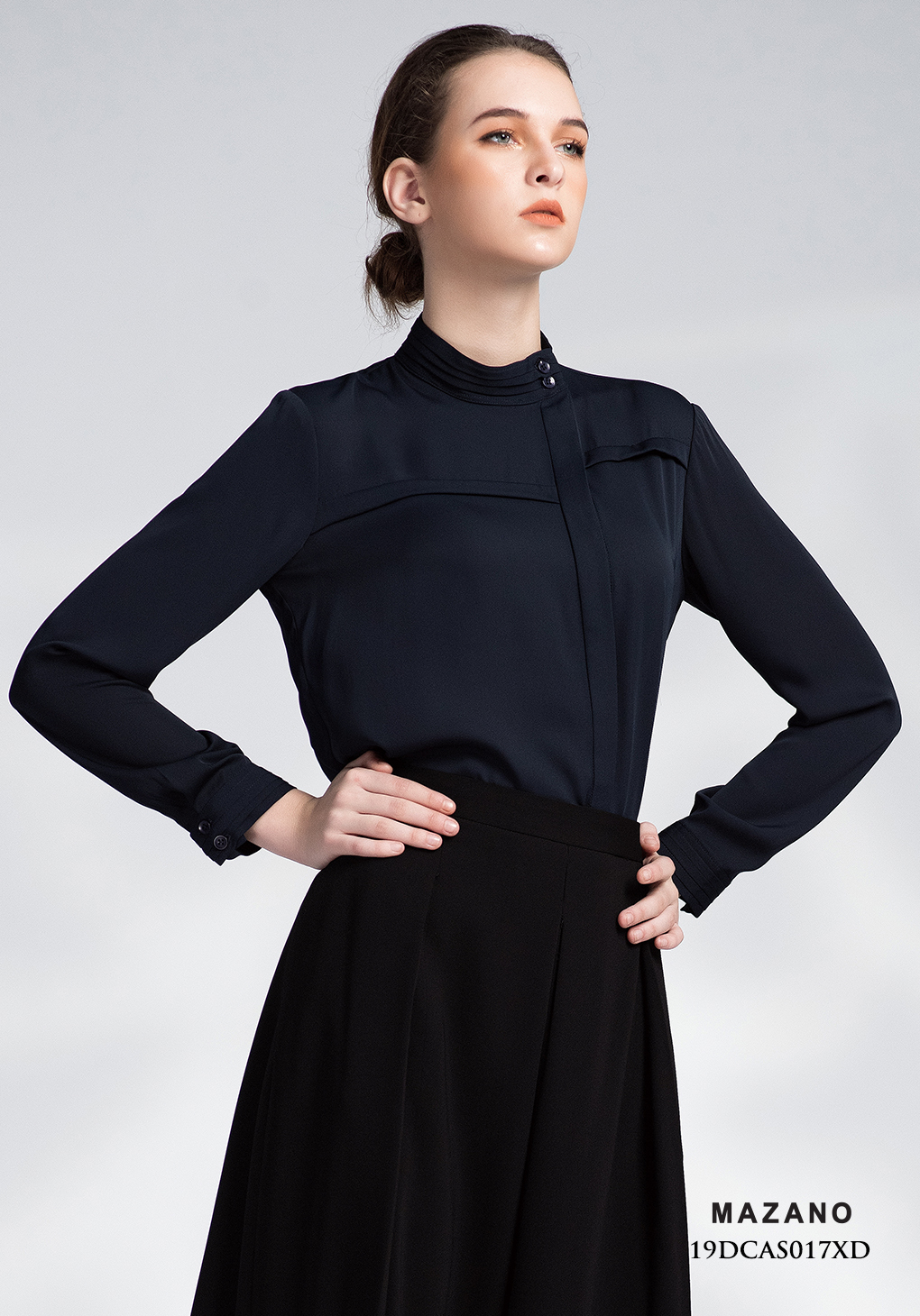 Áo sơ mi xanh than cổ tàu cách điệu