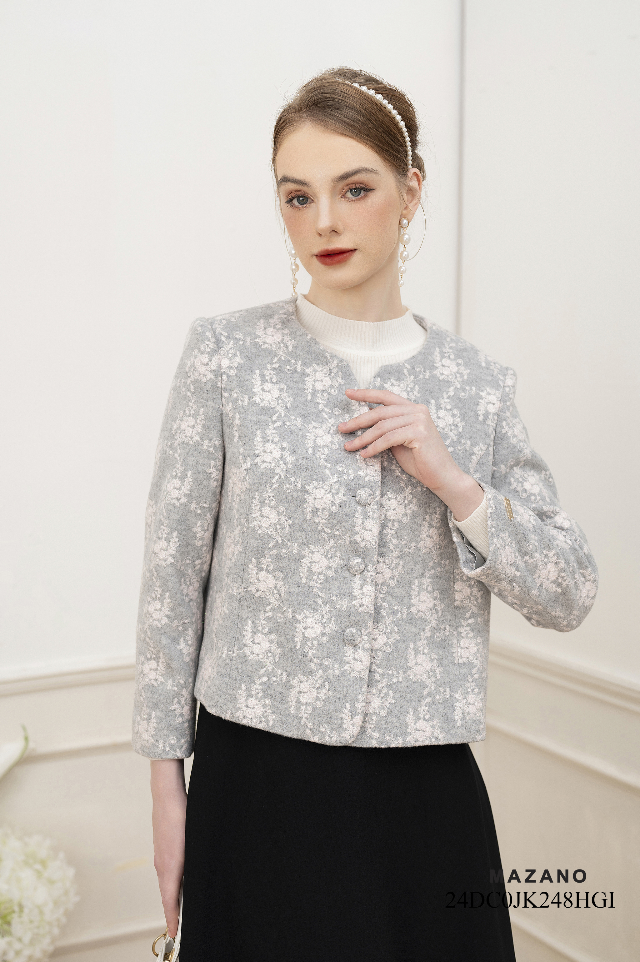 Áo khoác ngắn Suông Vải dạ  thêu hoa cách điệu Dài dưới eo JK248HGI_thumbnail_0