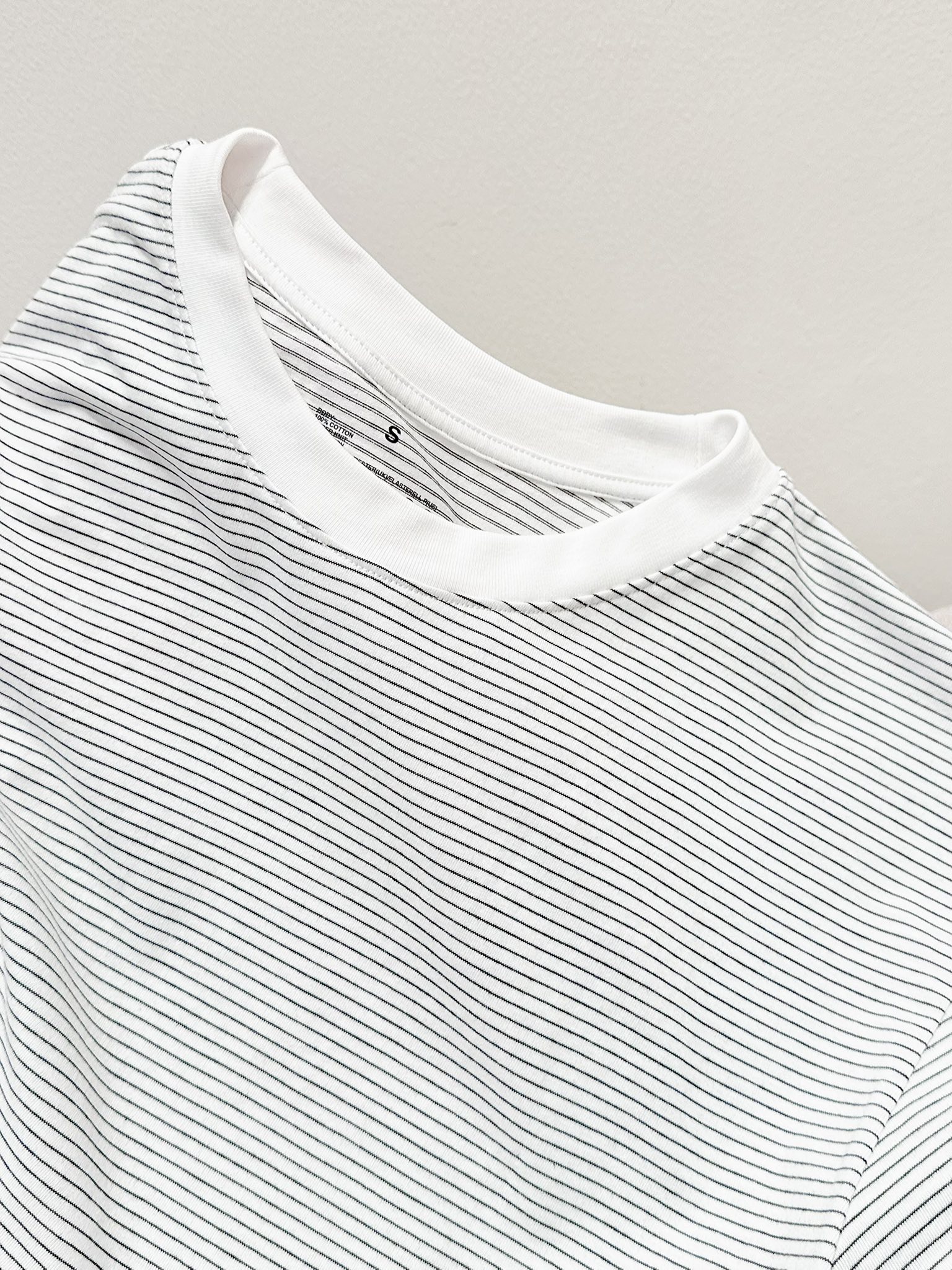 E237 ÁO PHÔNG NAM TRẮNG KẺ ĐEN NHỎ MUJI_thumbnail_6