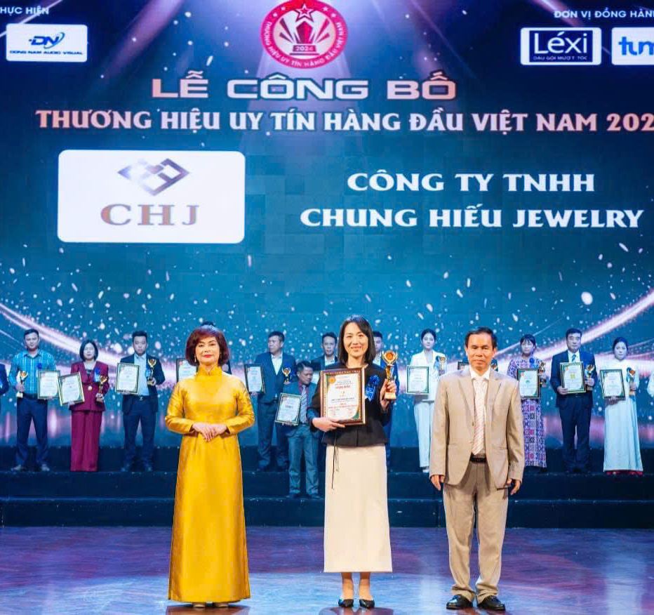 Mua Nhẫn Kim Cương Online Có An Toàn Không? Hướng Dẫn Mua Đúng Cách 2026