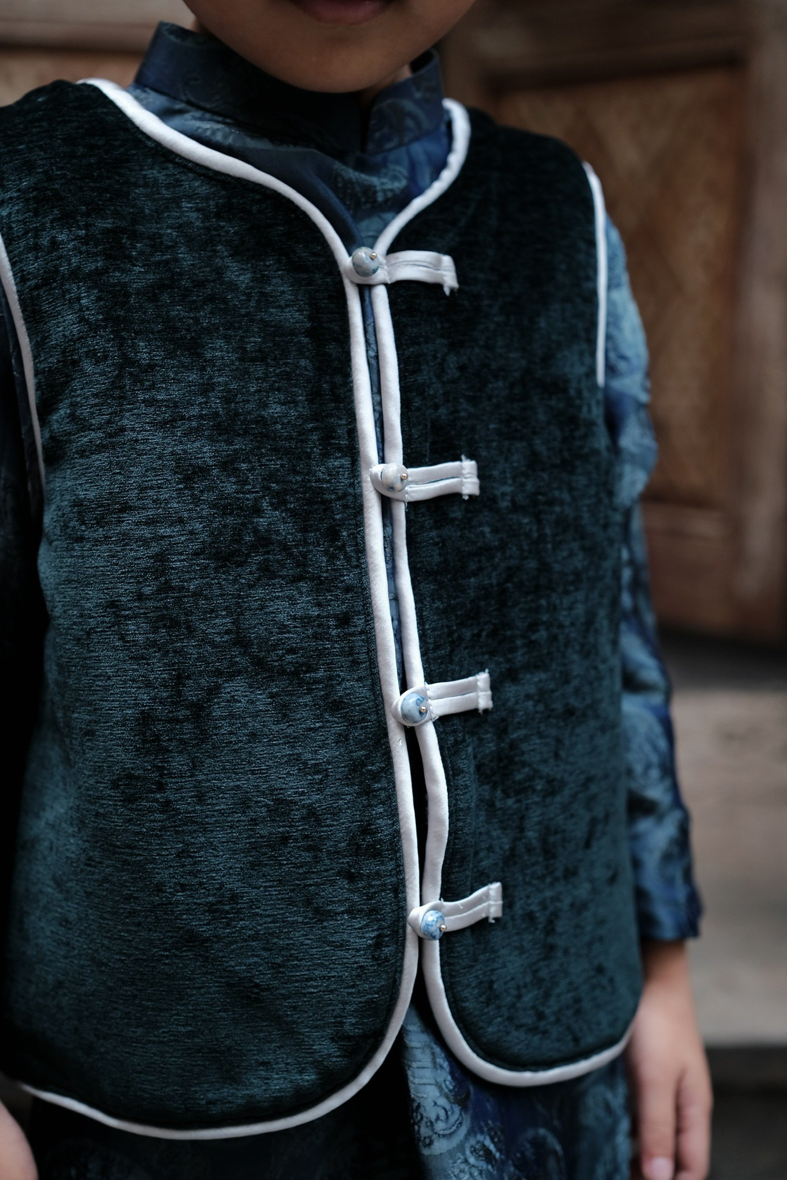 Gốm - Áo Gile Nhung Bé Trai_thumbnail_1