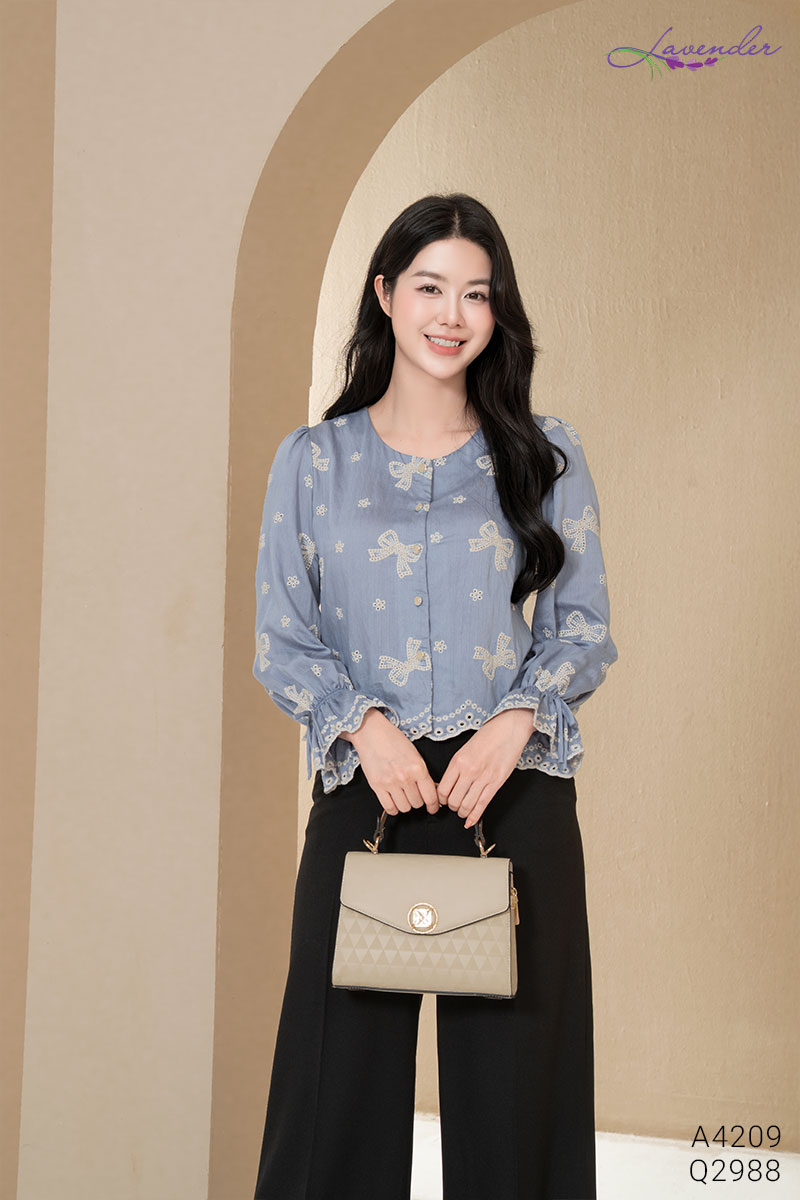 Áo sơ mi tay dài họa tiết nơ A4209