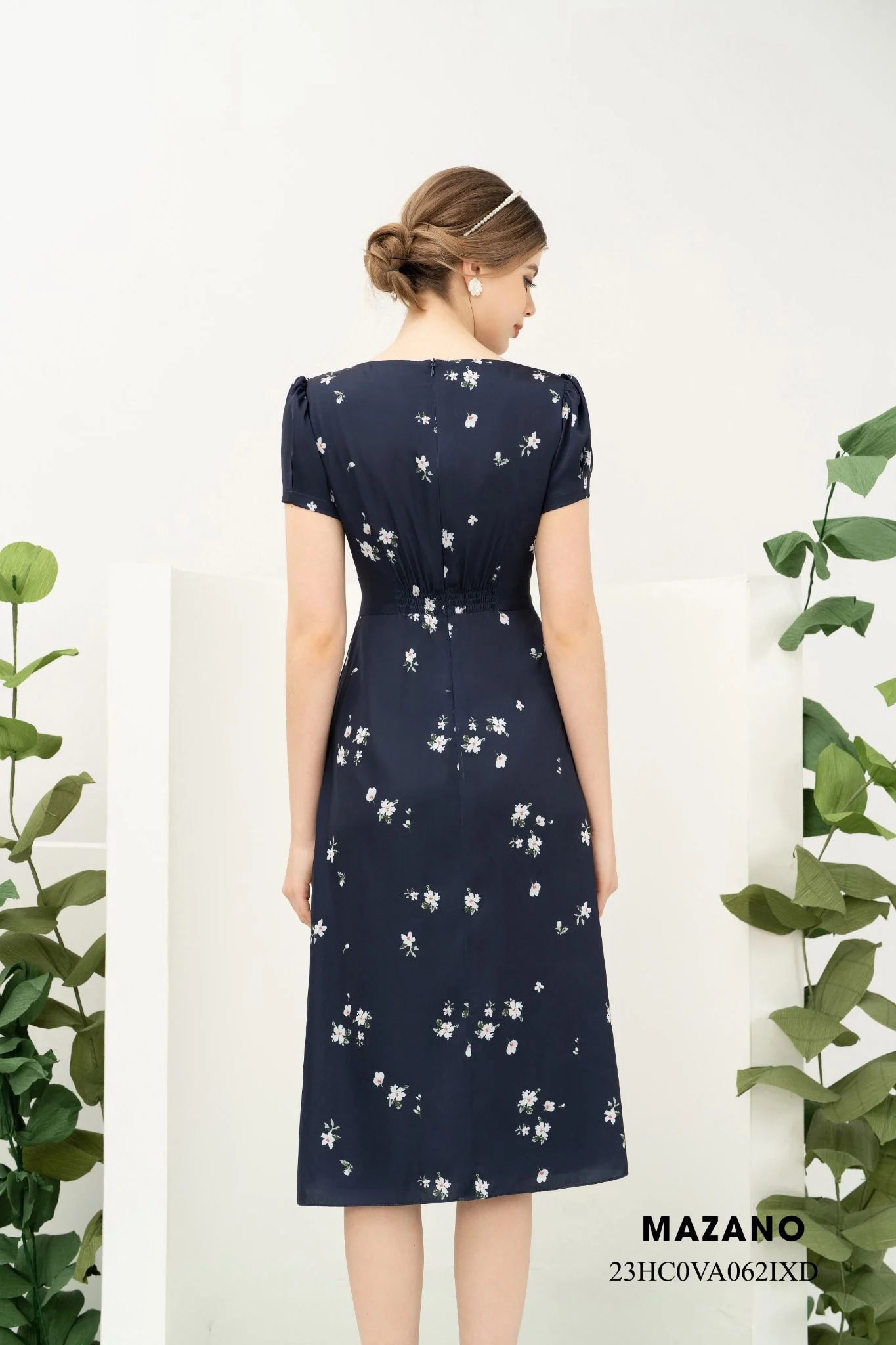 Đầm xoắn ngực chân rủ_thumbnail_3